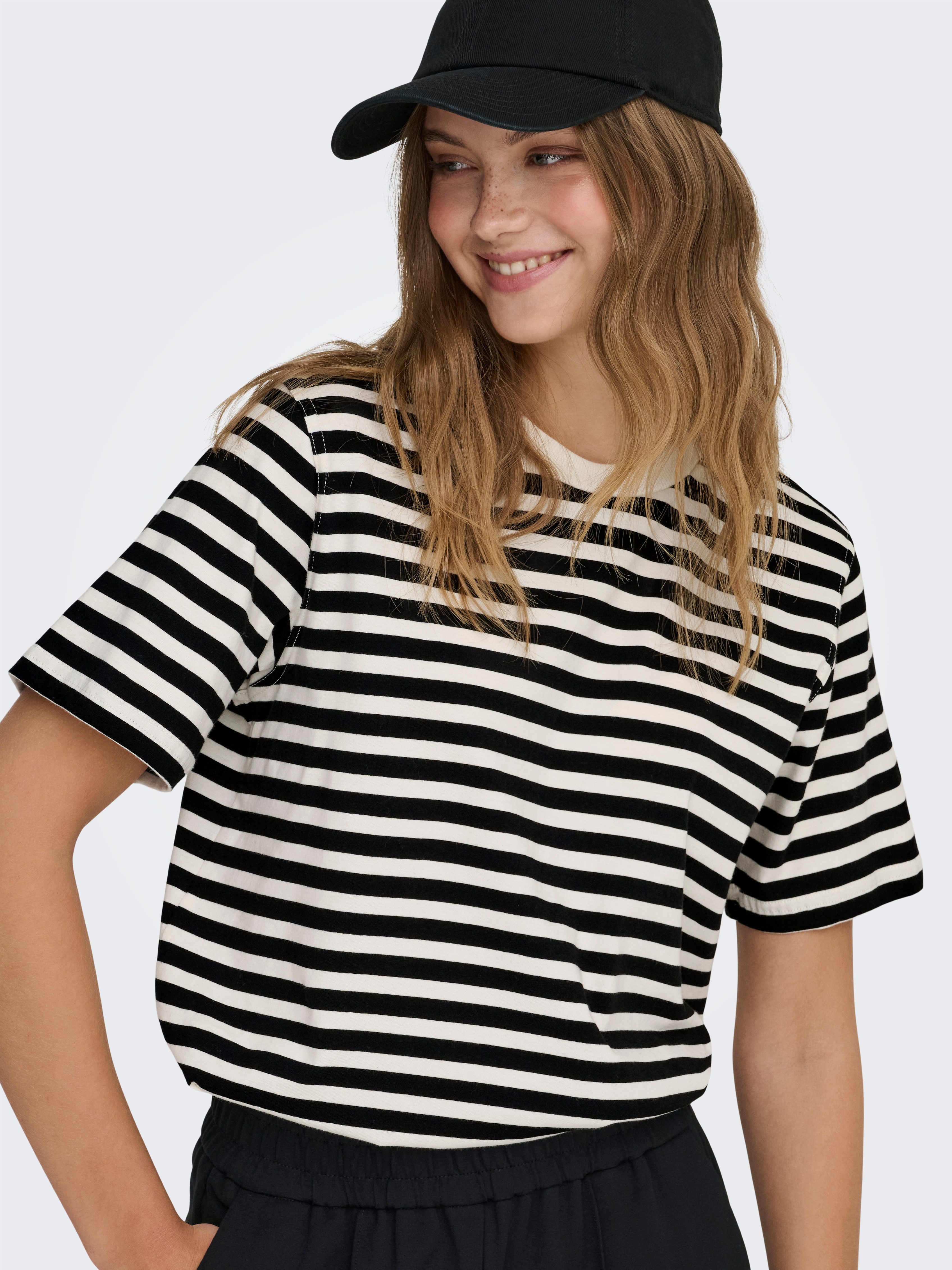 ONLY Kurzarmshirt ONLLIVINA S/S STRIPE TEE JRS NOOS