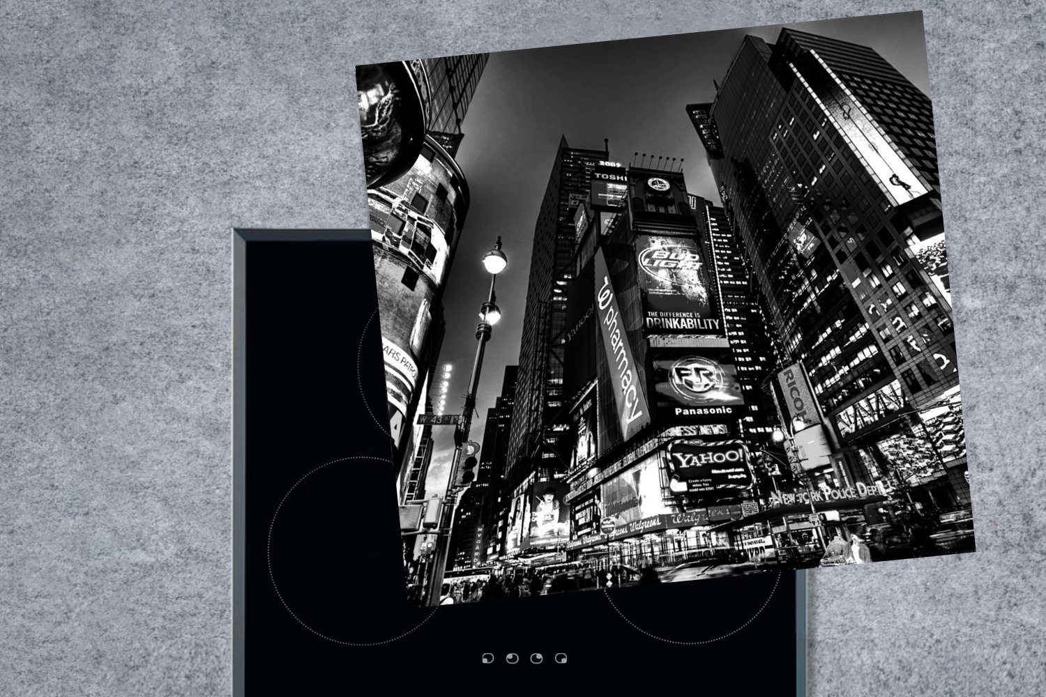 MuchoWow Herdblende-/Abdeckplatte Times Square - Arbeitsplatte für weiß, tlg), (1 Abend und Vinyl, am schwarz Ceranfeldabdeckung, 78x78 cm, küche