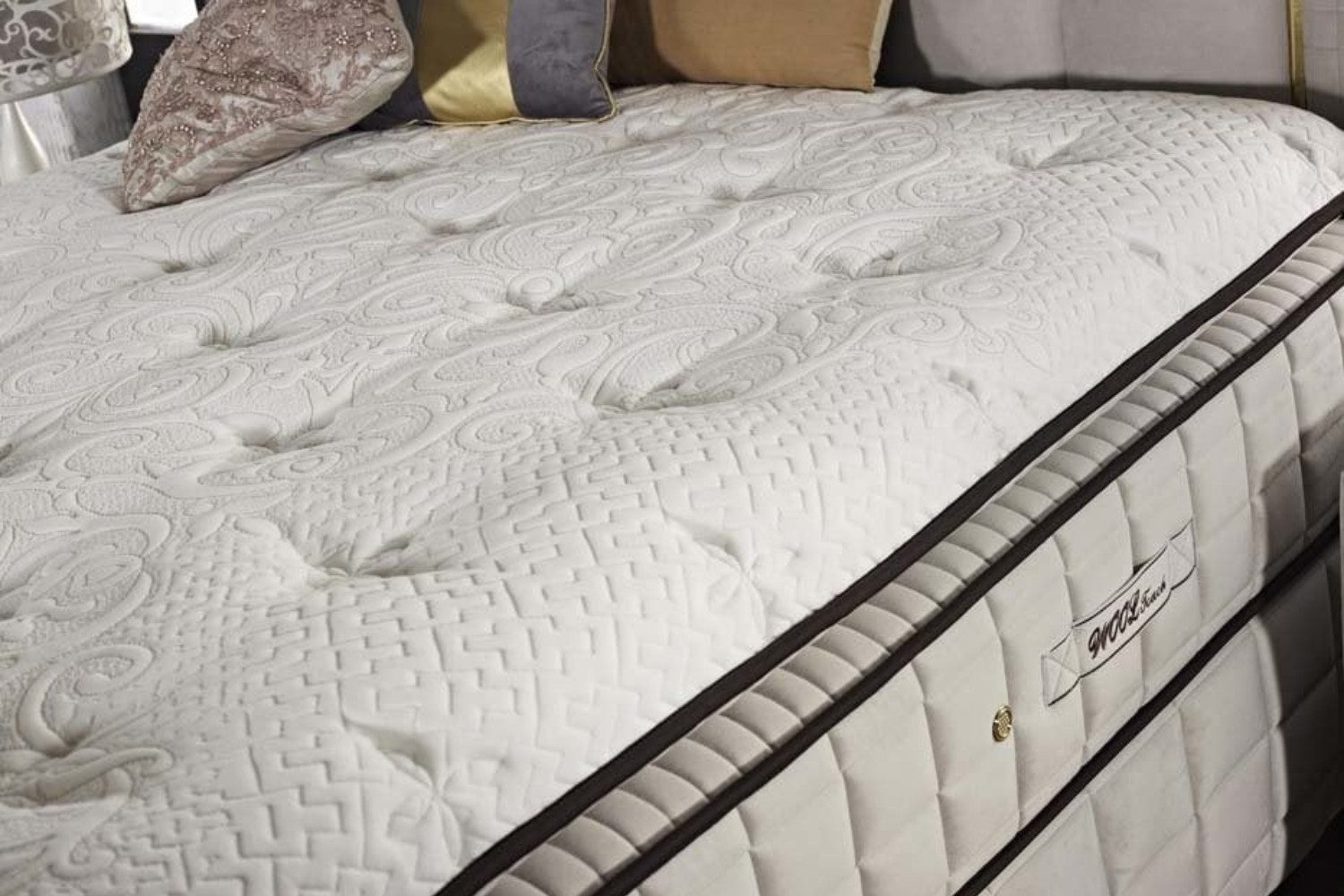 Pointhome Boxspringbett Bss Bedding, Wool Touch, Bett-Set ohne oder mit Nachttischen, H2/H3 (1x H3 Matratze, 2x Bettkasten, 1x Bettkopfteil, 2 optionale Nachttisch), 7 Zonen Allergenfrei & Atmungsaktiv, Orthopädische Matratze mit Topper