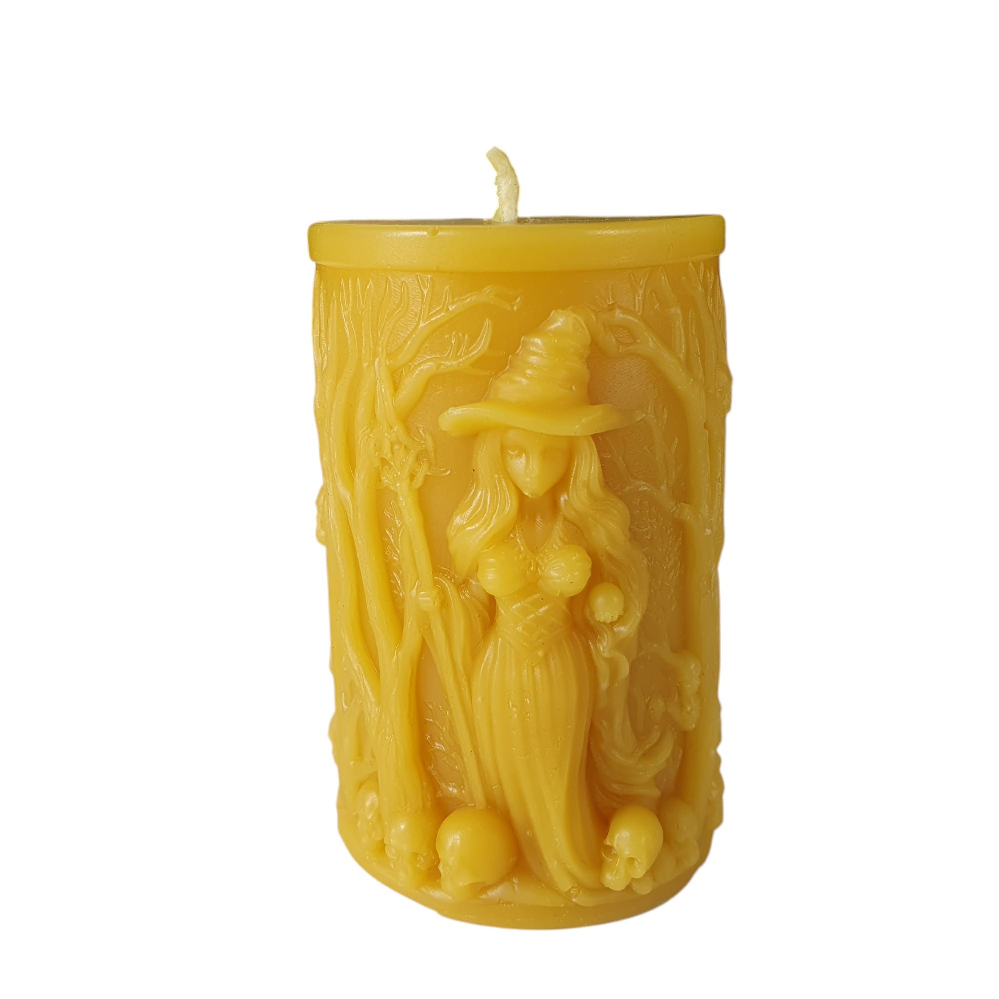 Aspinaworld Bienenwachskerze Hexen Kerze 9 cm natur – Relief auf Stumpenform (1-tlg)