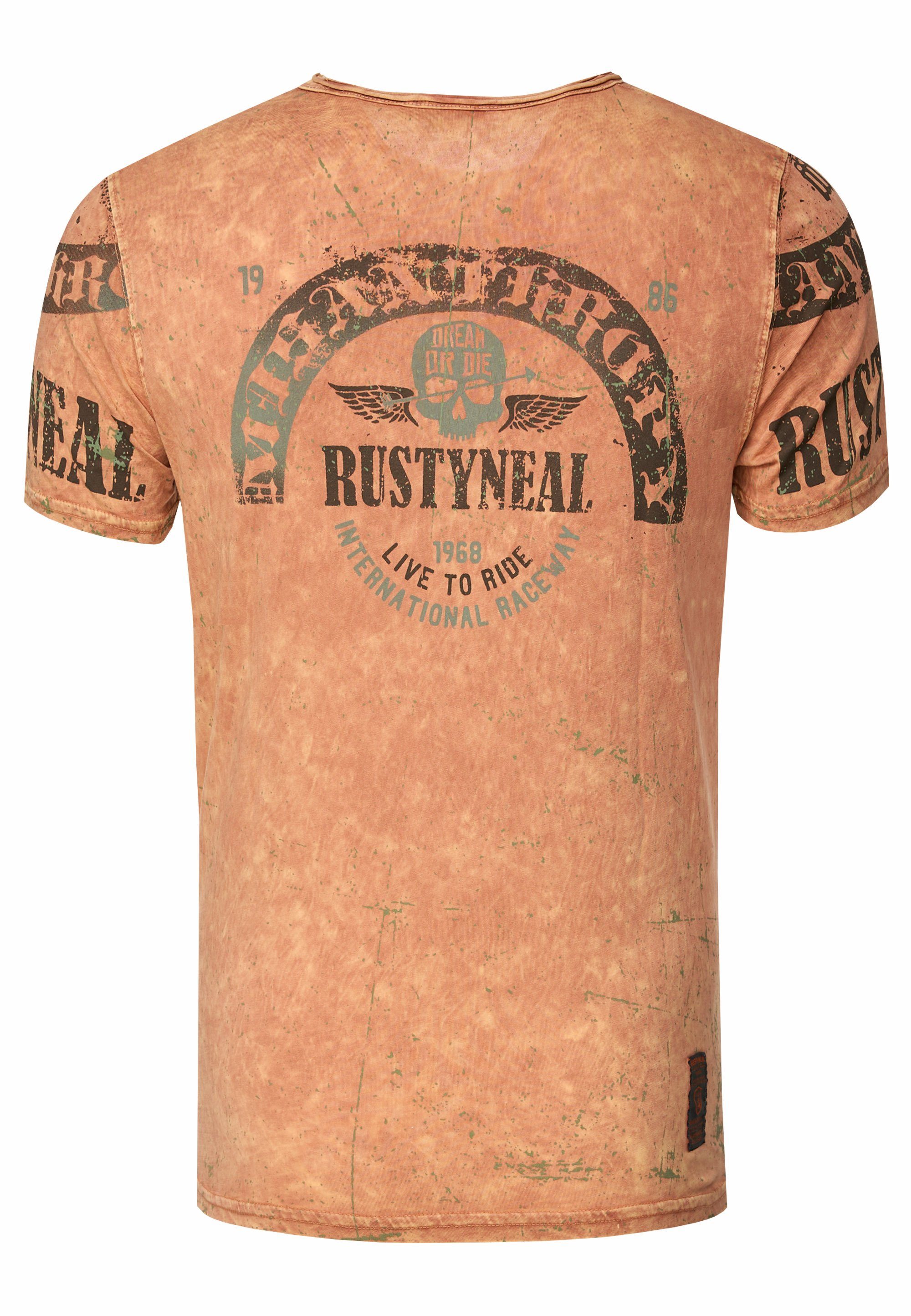 camelfarben Markenprint mit T-Shirt Neal Rusty