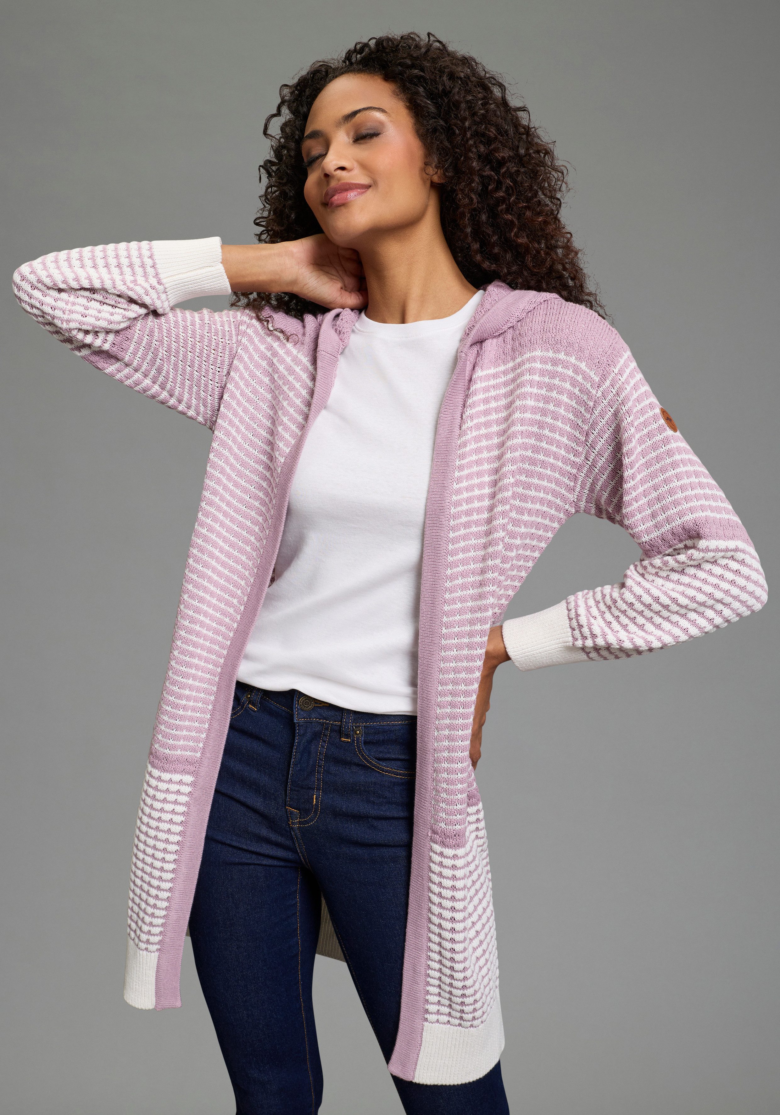 KangaROOS Kapuzenstrickjacke mit angesagtem Strickmuster günstig online kaufen