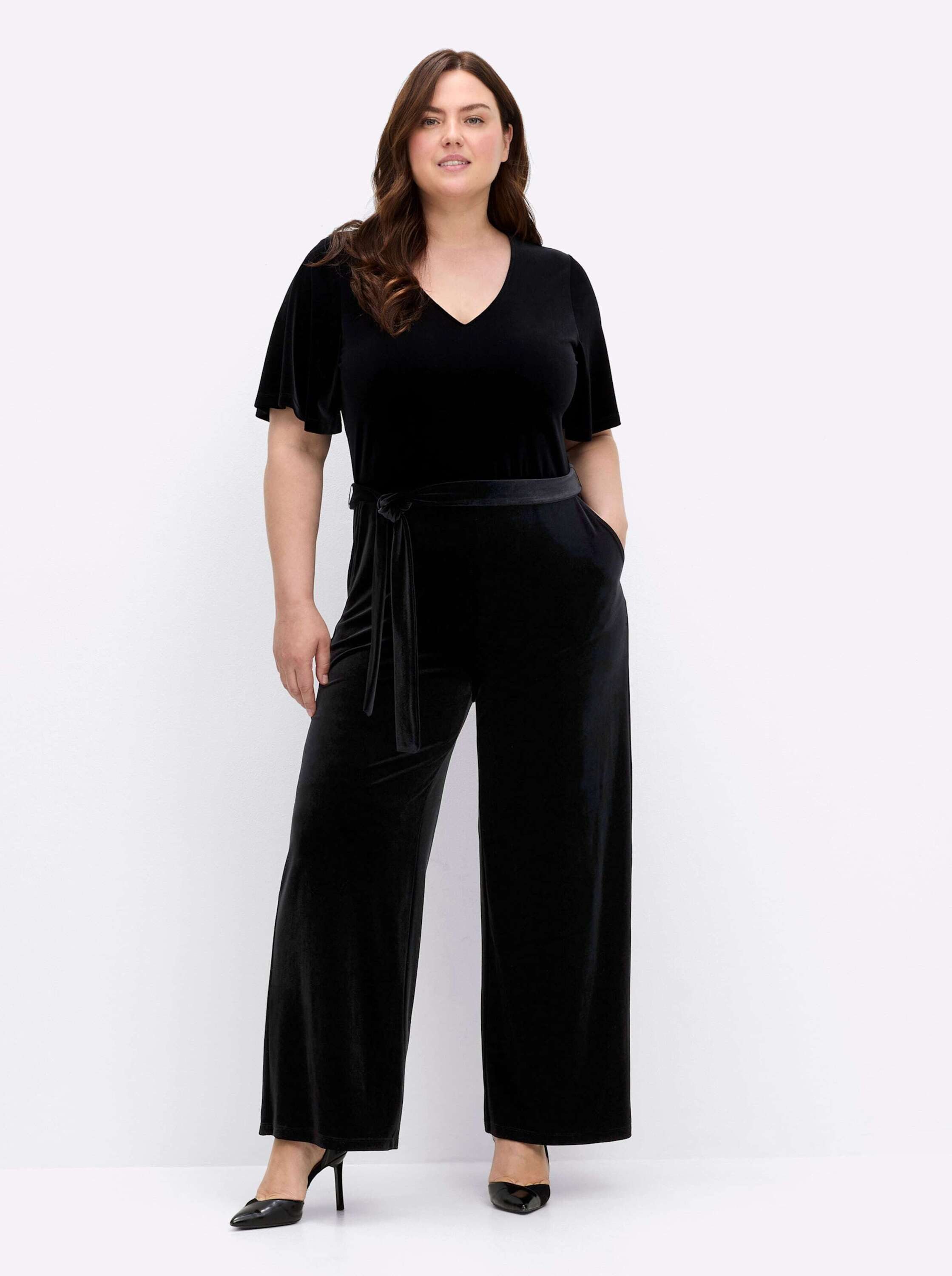 sheego by Joe Browns Jumpsuit Overall Kurzarm Innenbeinlänge ca. 73 cm