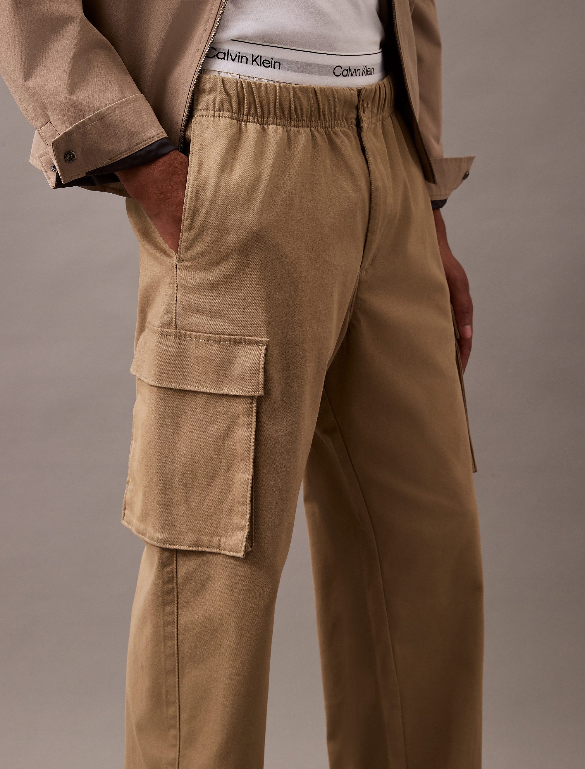 Calvin Klein Jeans Cargohose CO PULL ON STRAIGHT CARGO PANT in Unifarbe