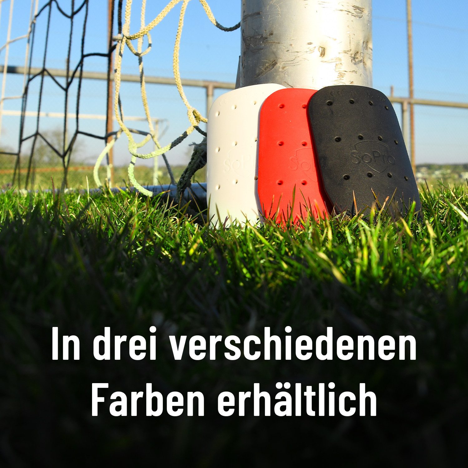 SoPro Fußball Schienbeinschoner Mini Schienbeinschoner für Fußball inkl. Socken leicht & rutschfest