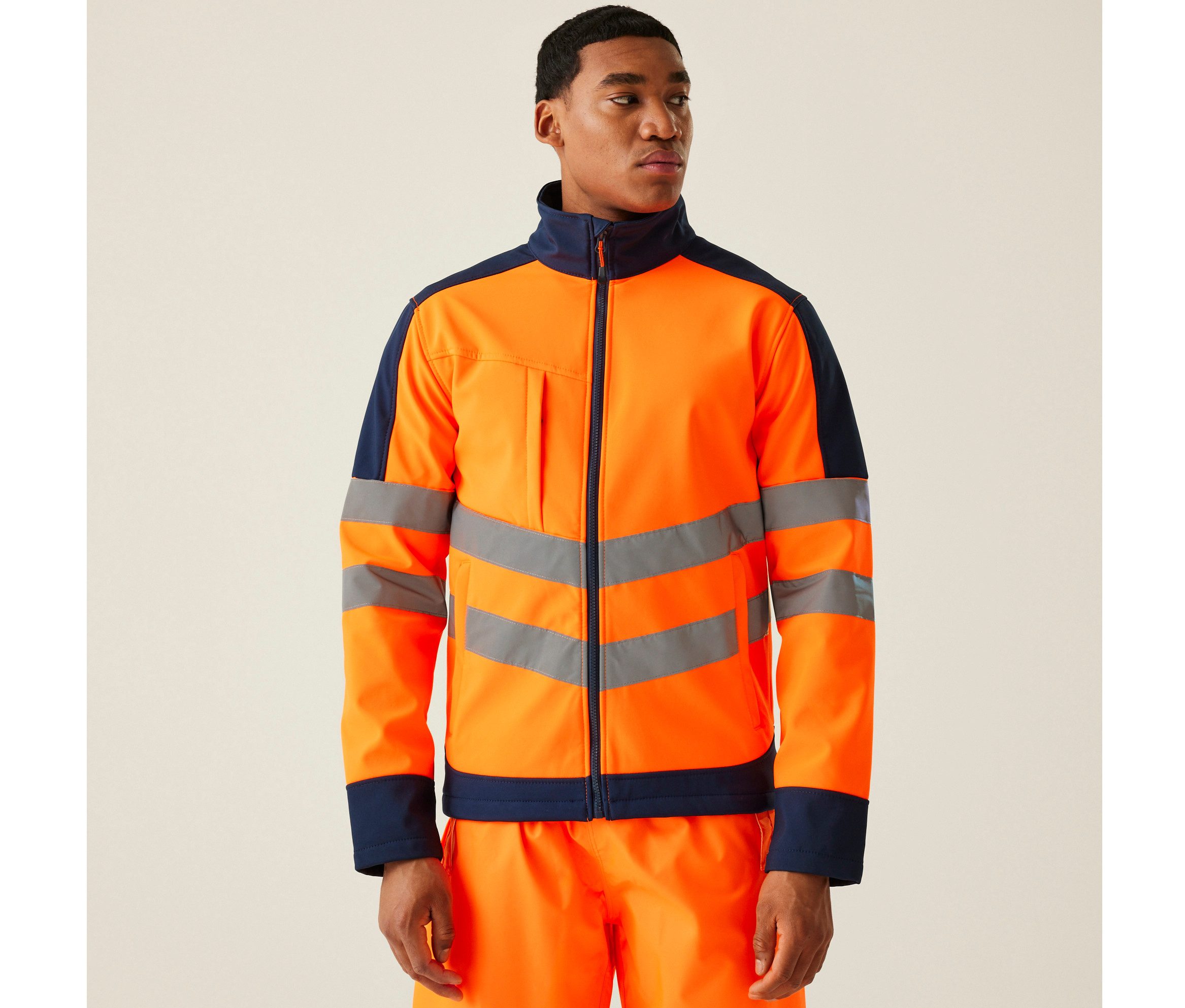 Regatta Professional Softshelljacke Arbeitsjacke Warnschutz Klasse 2 wasserdicht Warnfarben