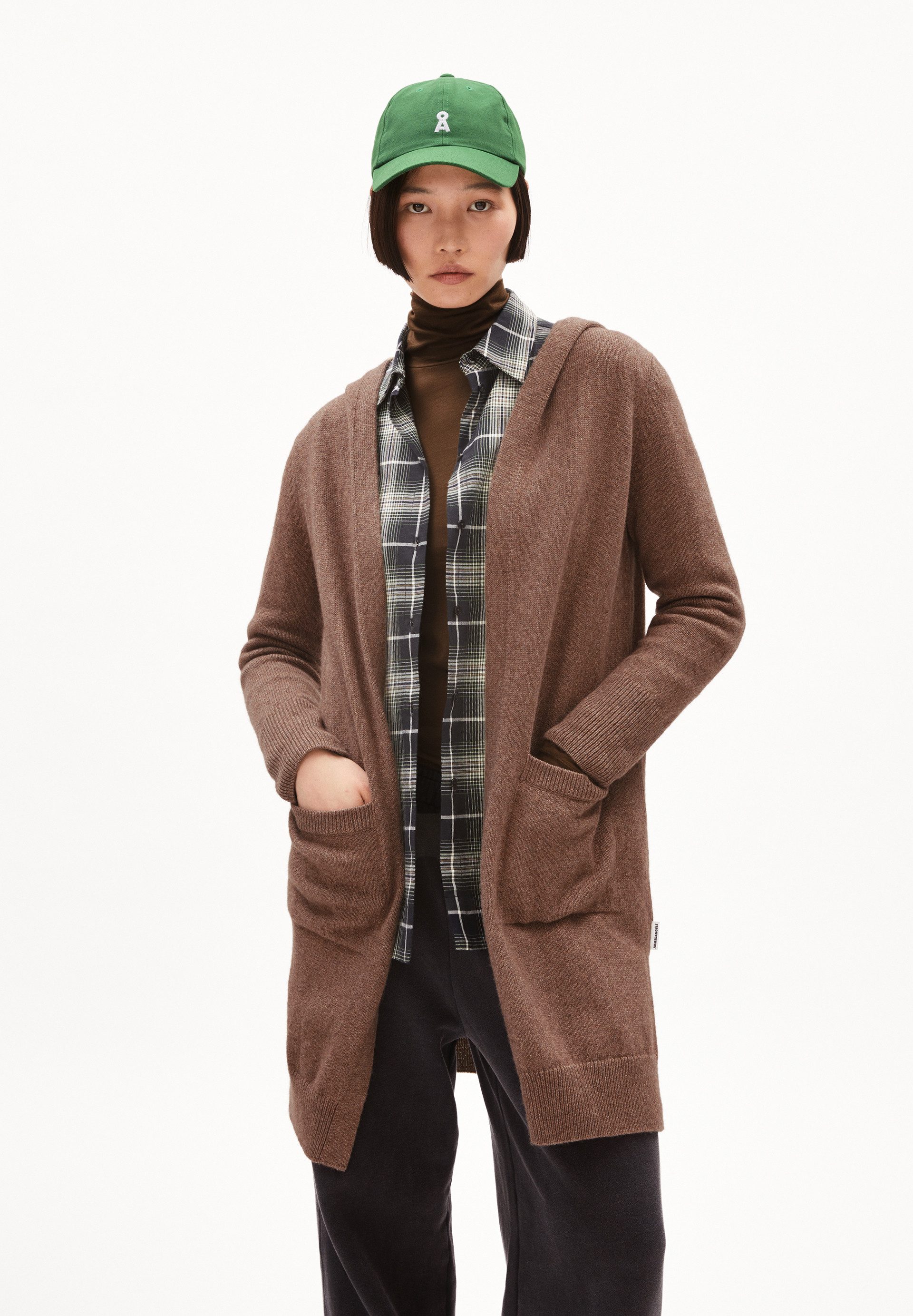 Cardigan WARMAA Strickjacke Relaxed Fit aus Bio-Woll Mix