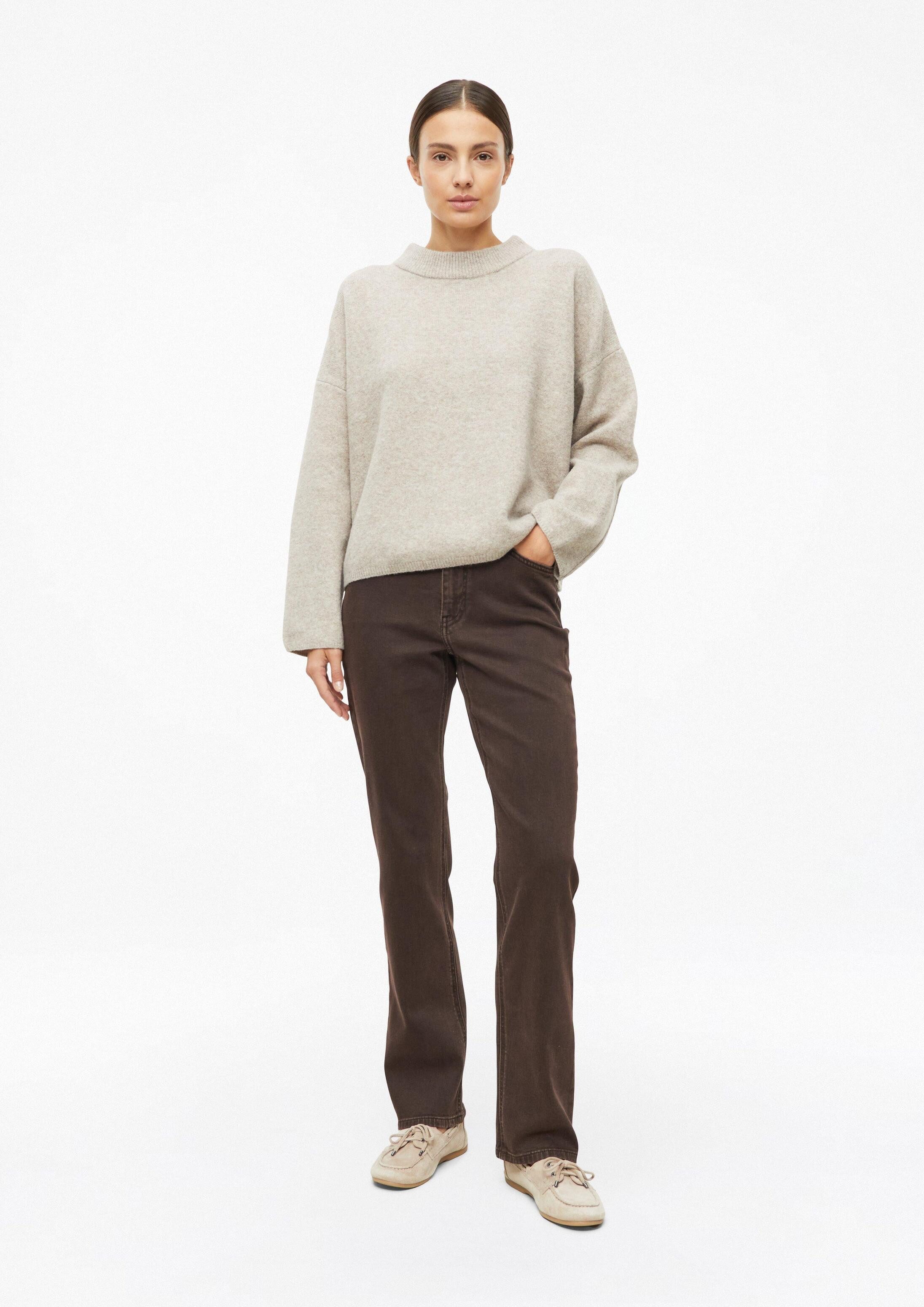 s.Oliver Regular-fit-Jeans Jeans-Hose KAROLIN Jeans Karolin / Regular Fit / Mid Rise / Straight Leg / Bindegürtel
