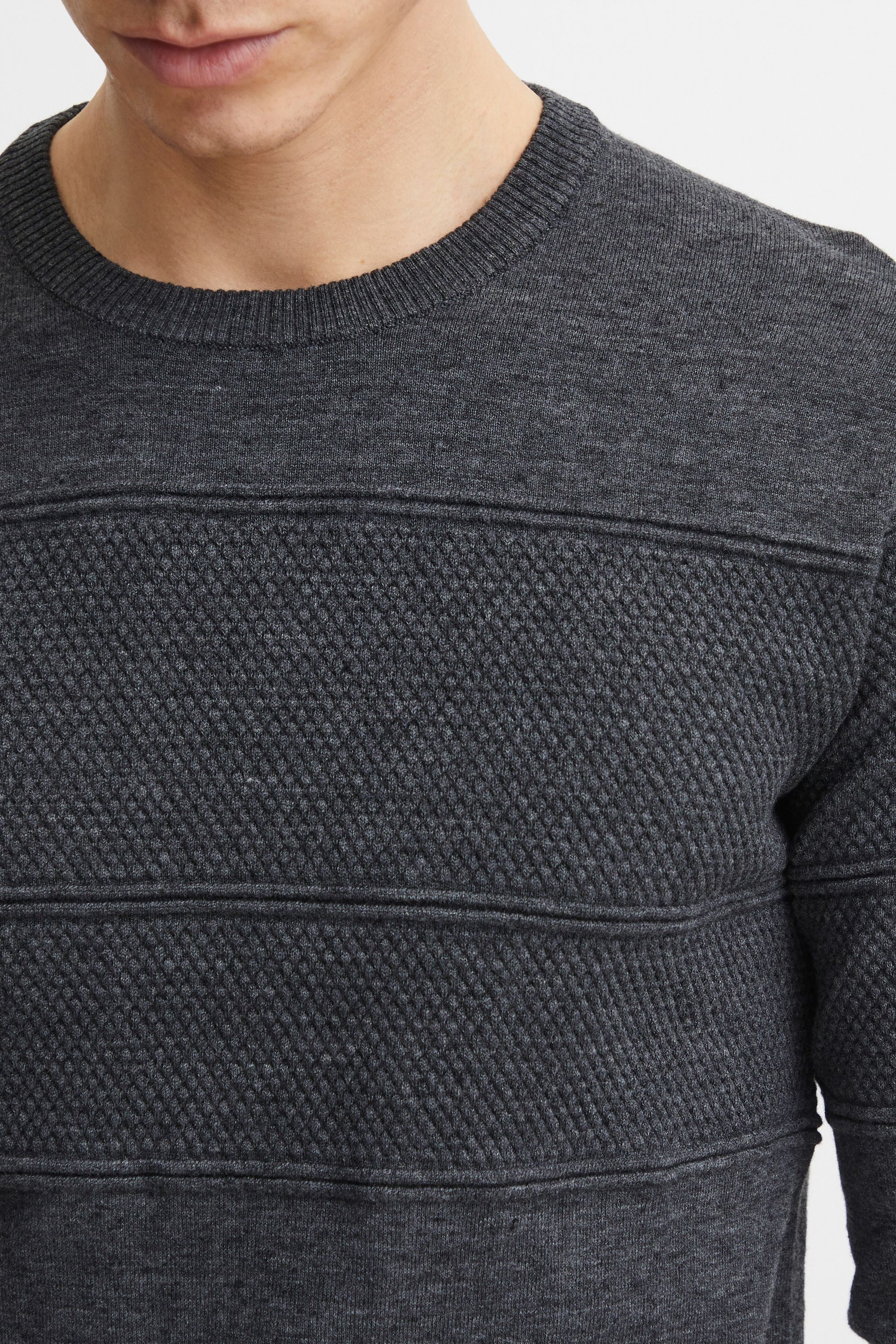 11 Project Strickpullover PRYannis Modischer Pullover