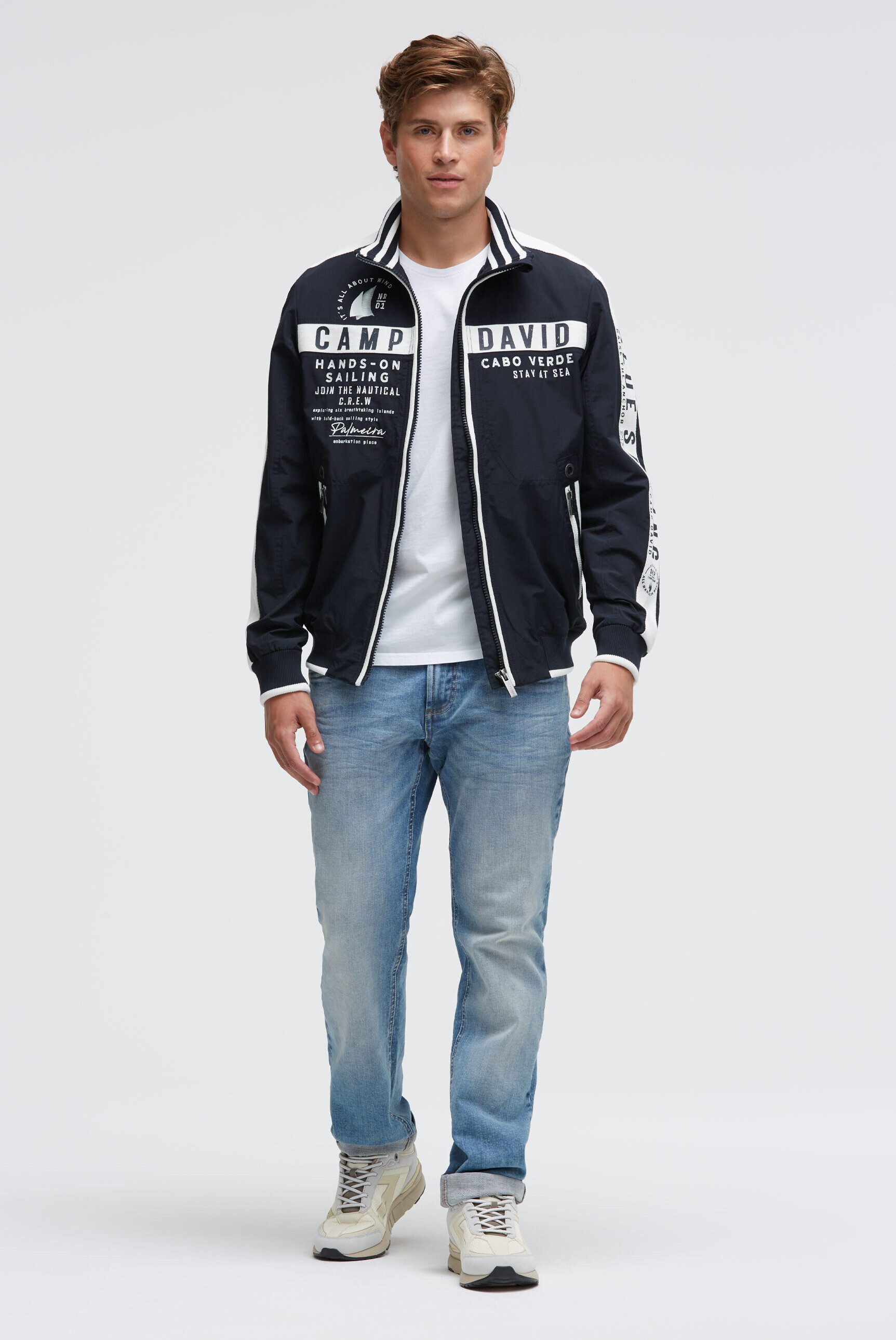 CAMP DAVID Outdoorjacke mit Stehkragen & Reißverschlusstaschen