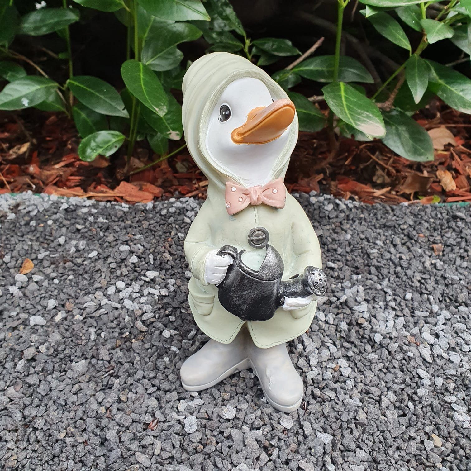 Aspinaworld Gartenfigur Garten Ente mit Gießkanne 20 cm blau wetterfest