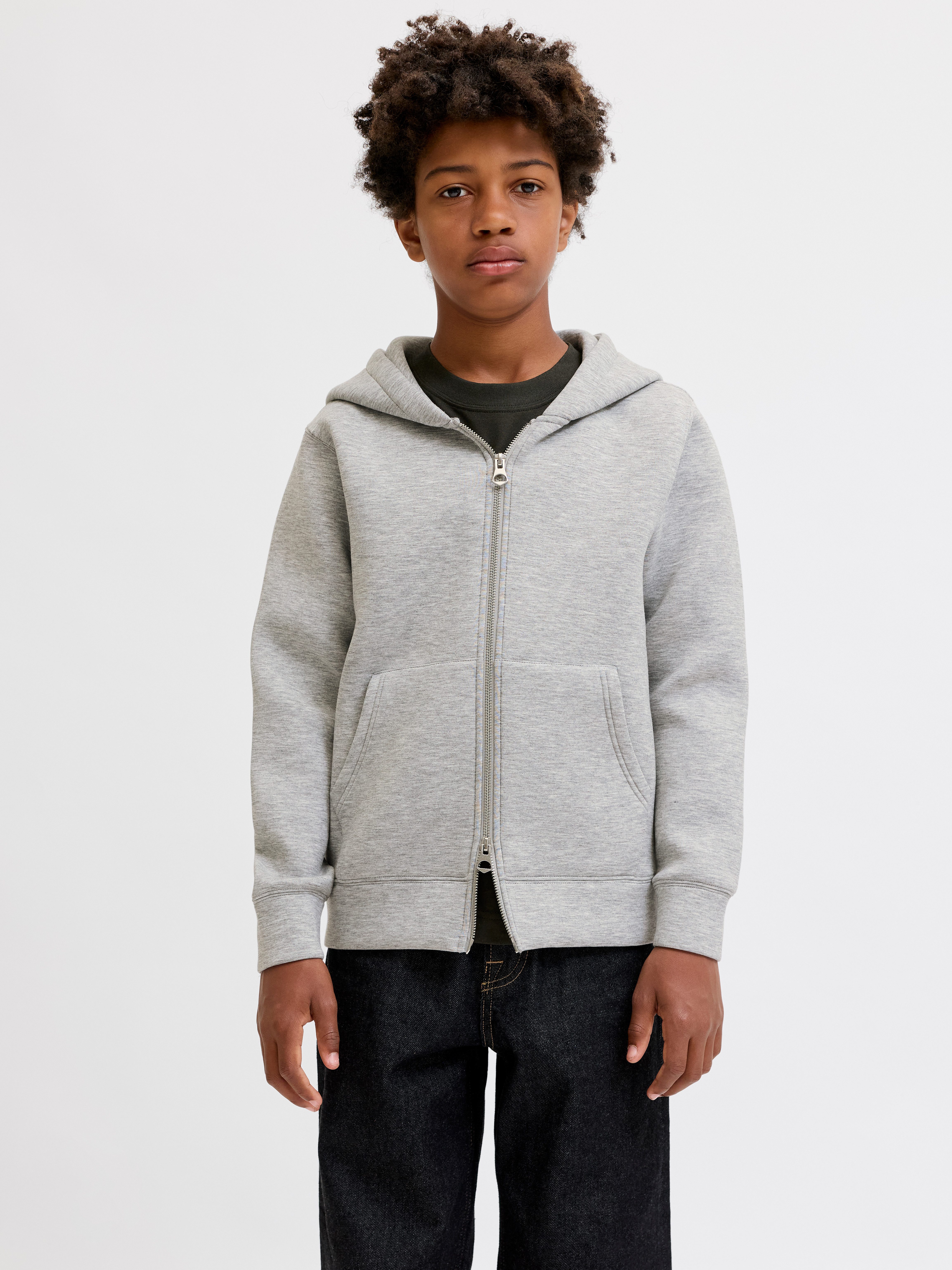 Jack & Jones Junior Kapuzensweatjacke JCOLEGACY SWEAT SCUBA ZIP HOOD SN JNR Materialmix, locker geschnitten