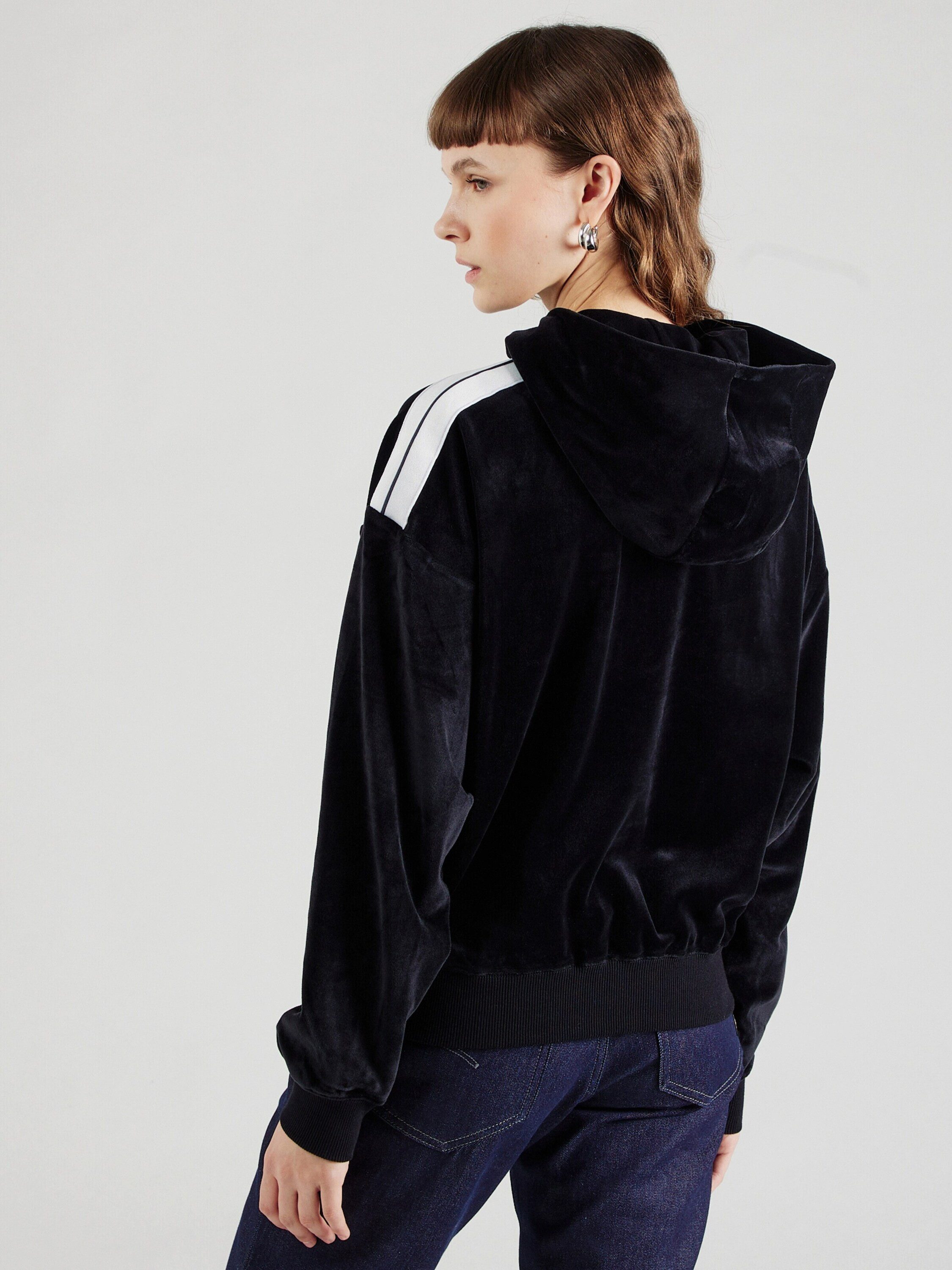 Ellesse Sweater Izzie (1-tlg) Stickerei