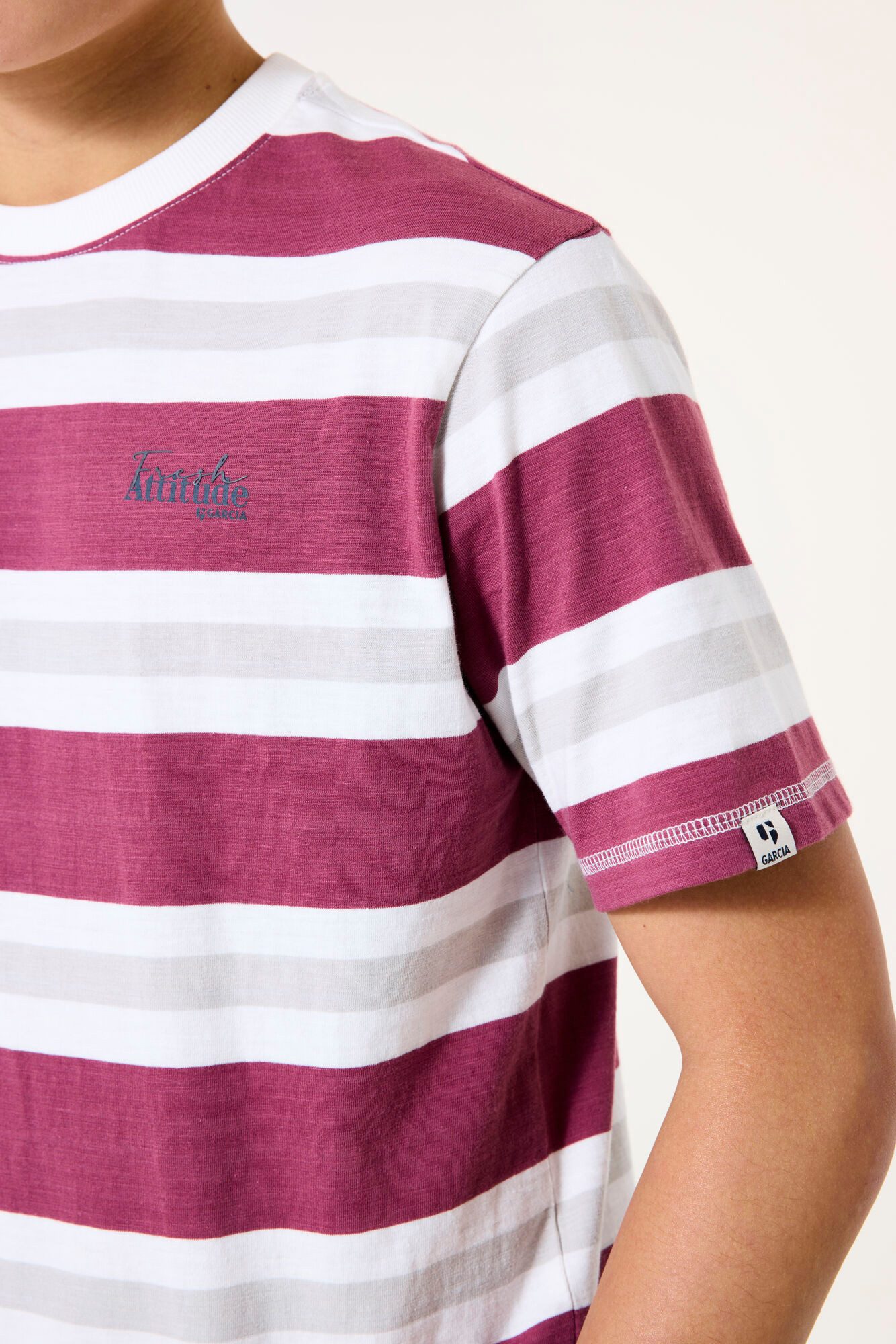 Garcia T-Shirt mit Streifen Muster – Bild 3 von 5