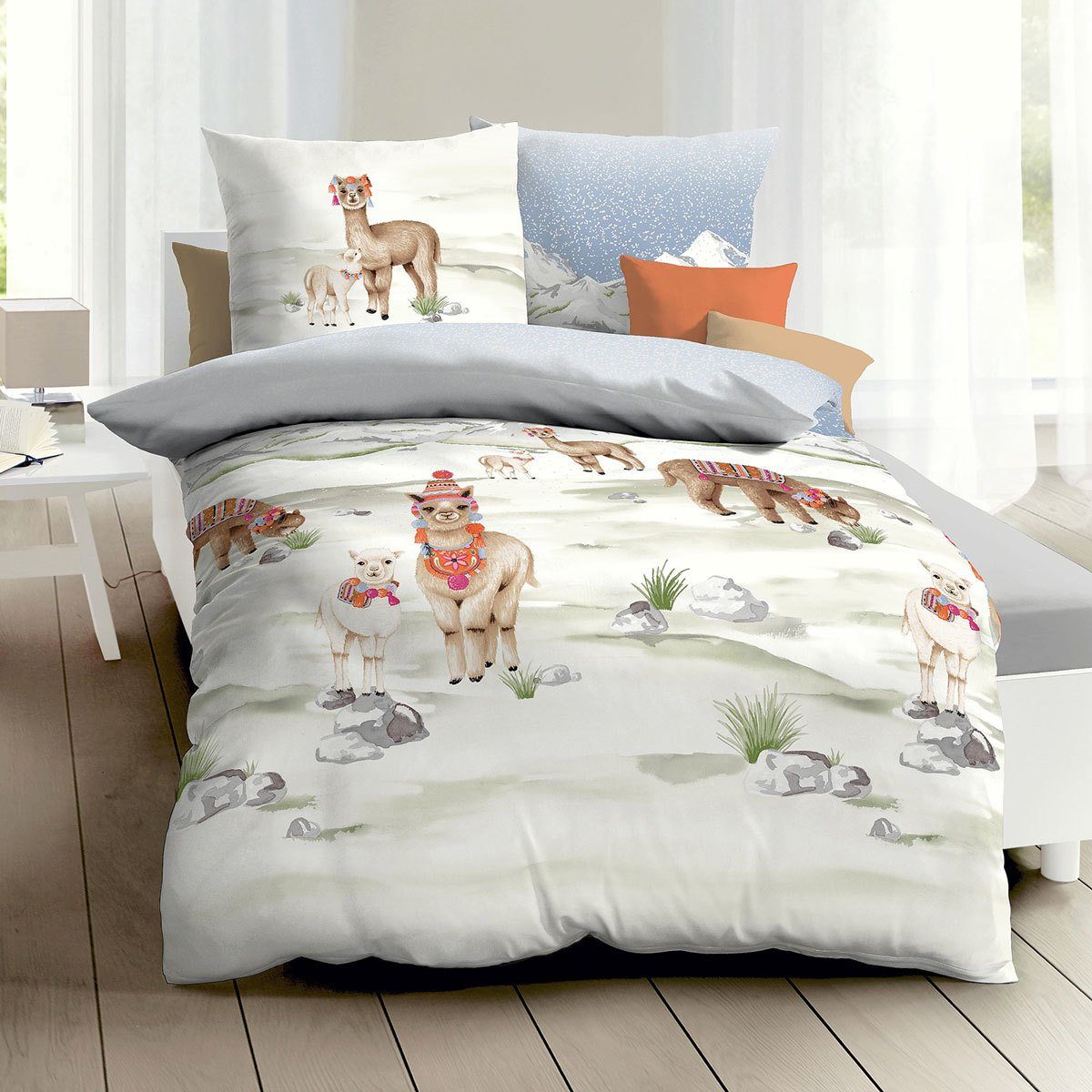 TRAUMSCHLAF Bettwäsche Alpaka, Biber, 2 teilig, Winterbettwäsche mit niedlichen Alpakas
