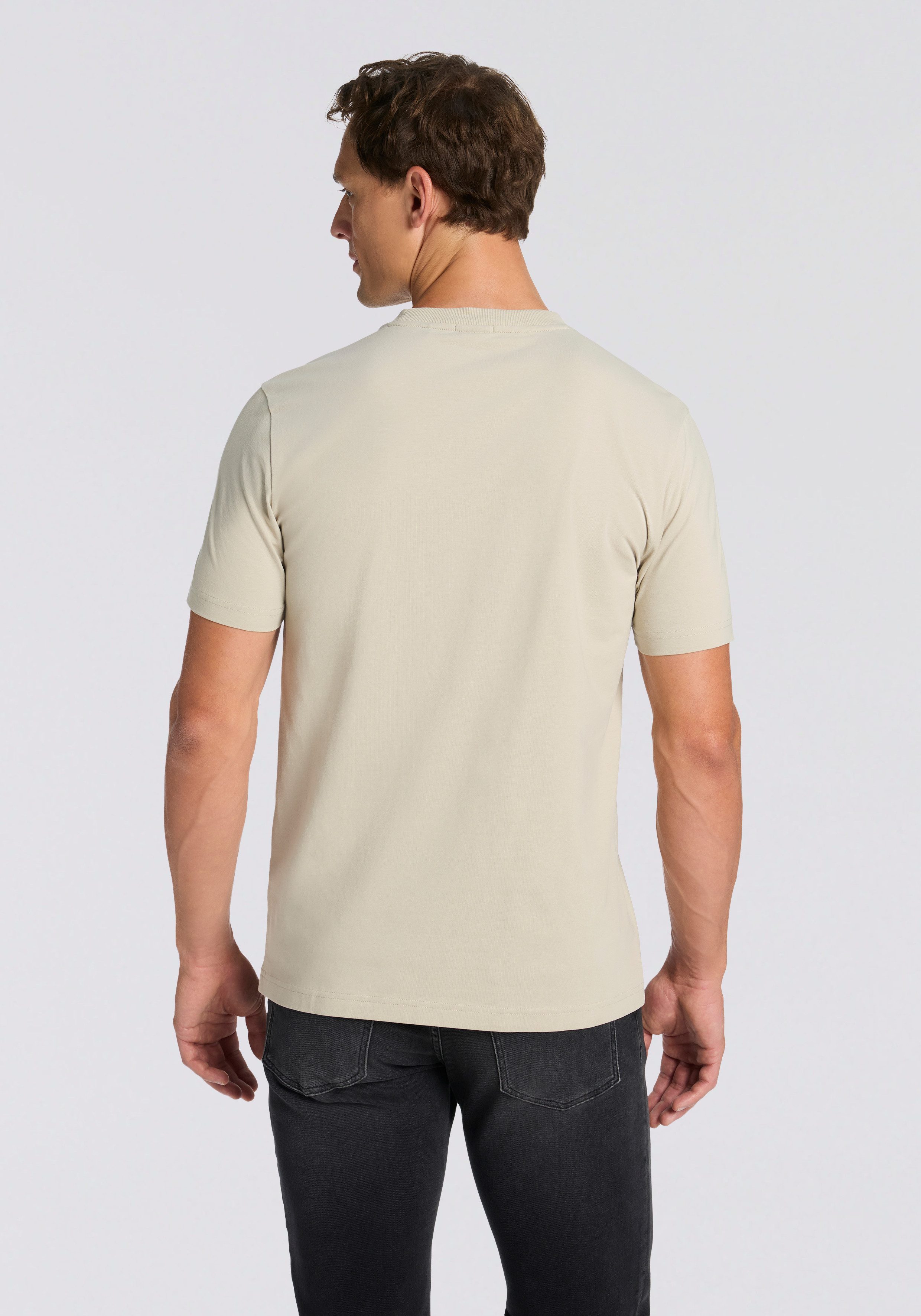 BOSS GREEN Rundhalsshirt Tee mit gummiertem günstig online kaufen