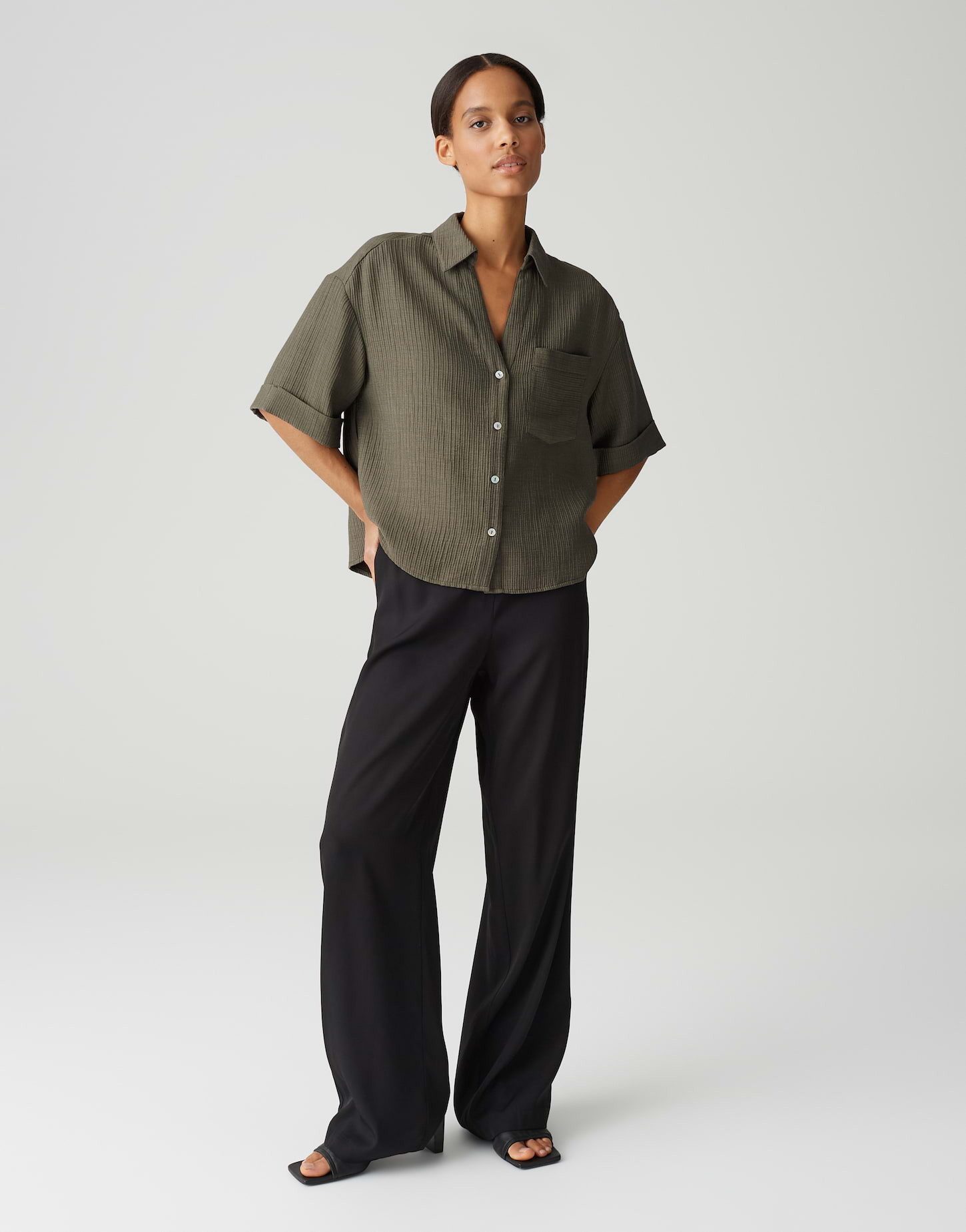 OPUS Kurzarmbluse FIORA Loose im Crinkle-Look