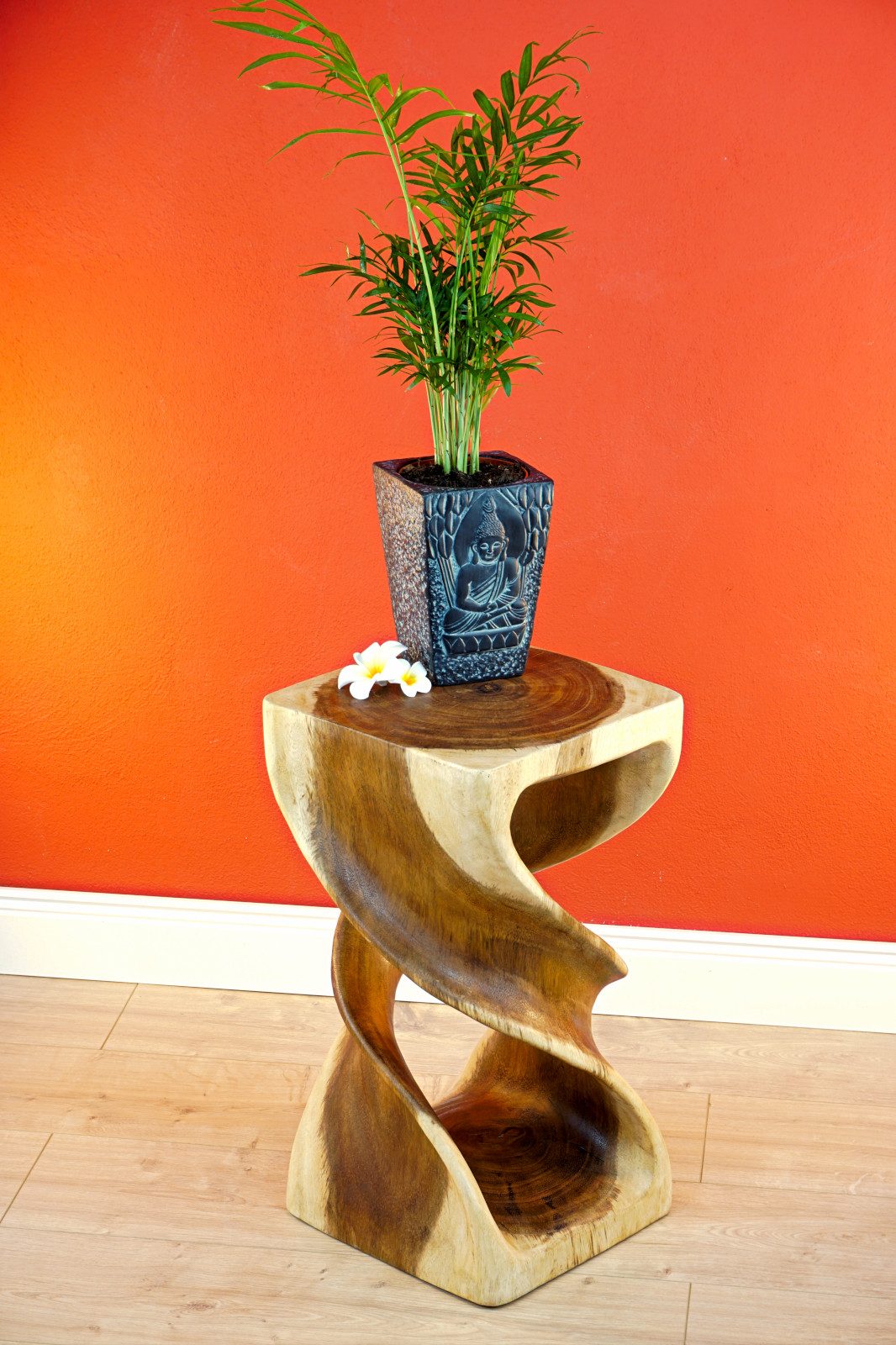 Kinaree Beistelltisch Suar Holz Beistelltisch DOUBLE TWIST, Akazie Massivholz, Naturprodukt, Handgefertigt, Unikate