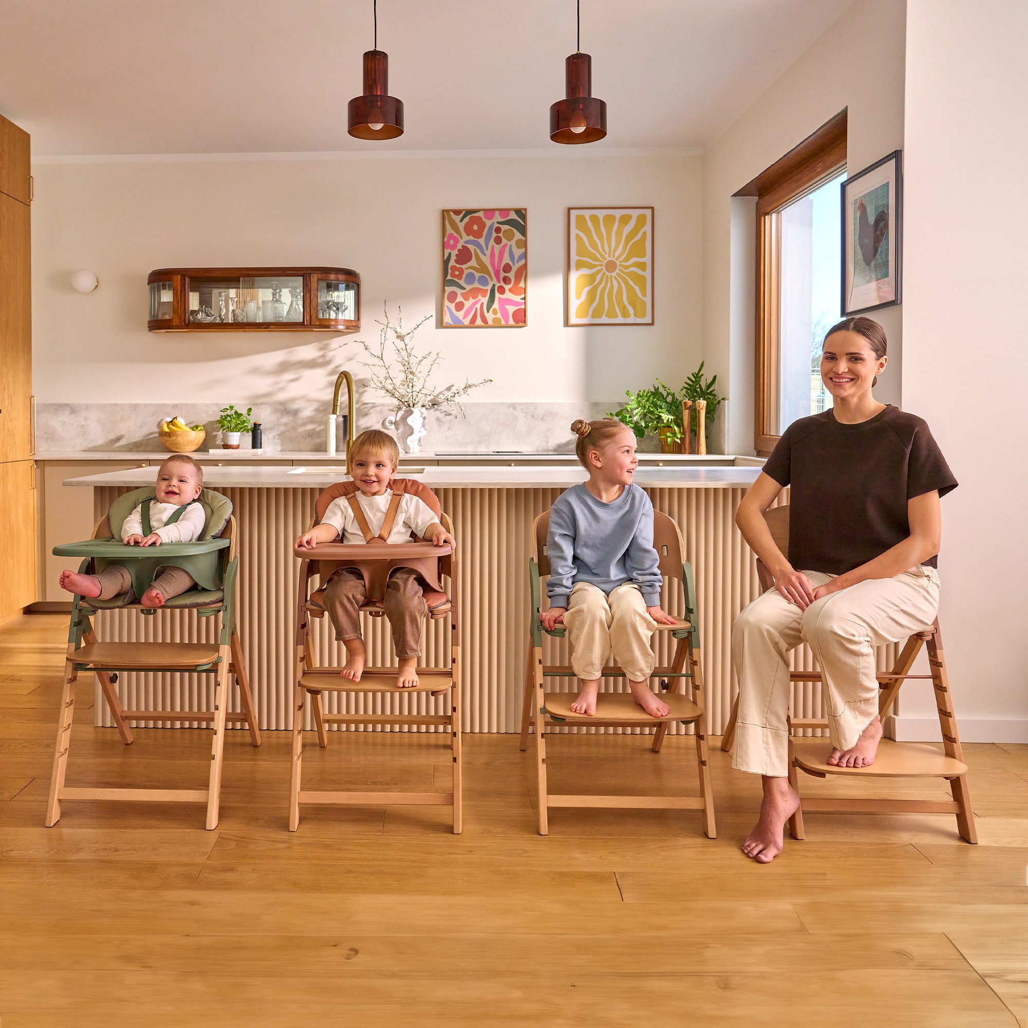 lionelo Hochstuhl MEGAN (Sitzkissen + Tablett), 3in1/mitwachsend/bis 110kg belastbar/werkzeuglos verstellbar