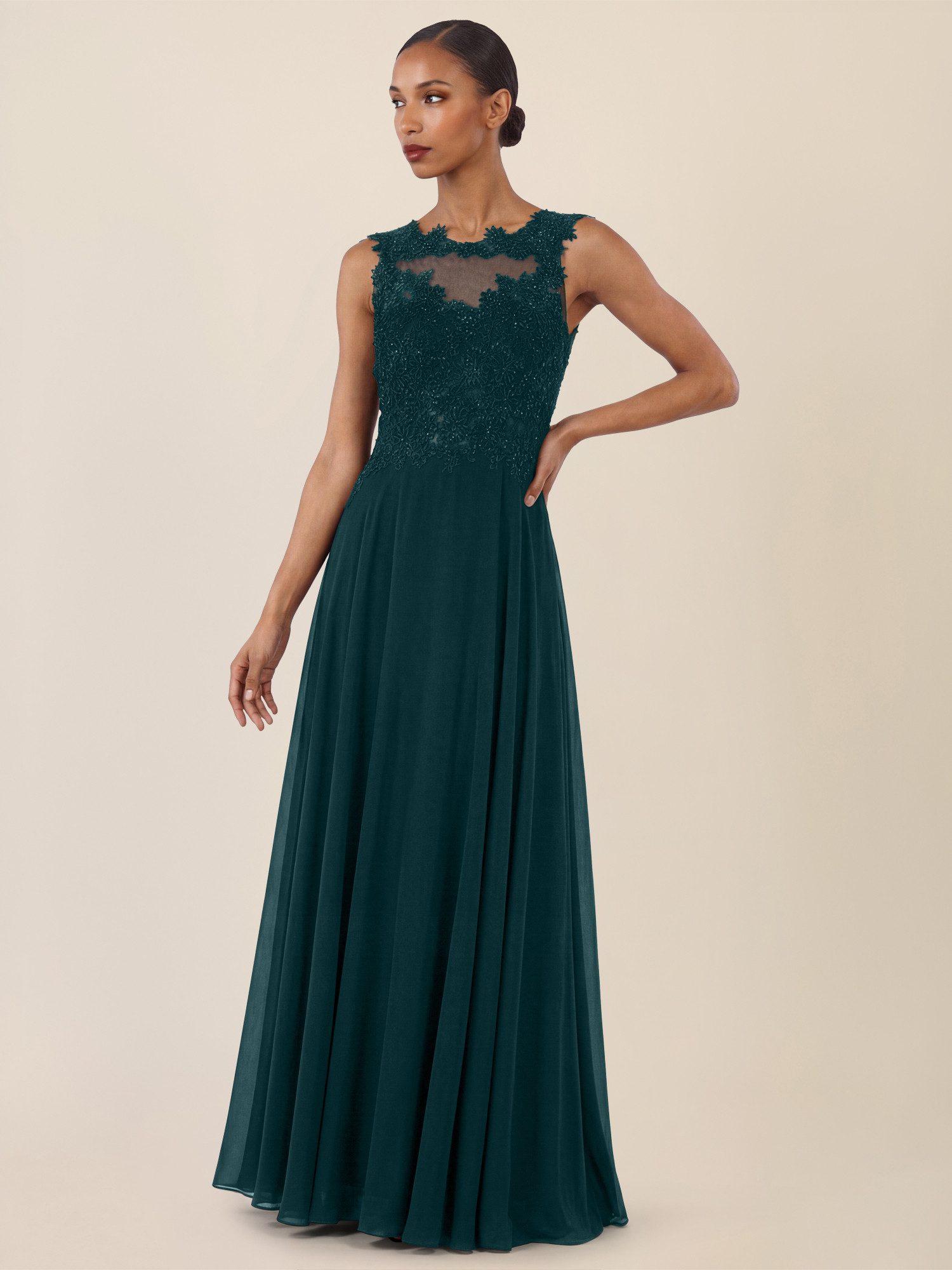 Apart Abendkleid mit floraler Spitze und fließendem Rock günstig online kaufen