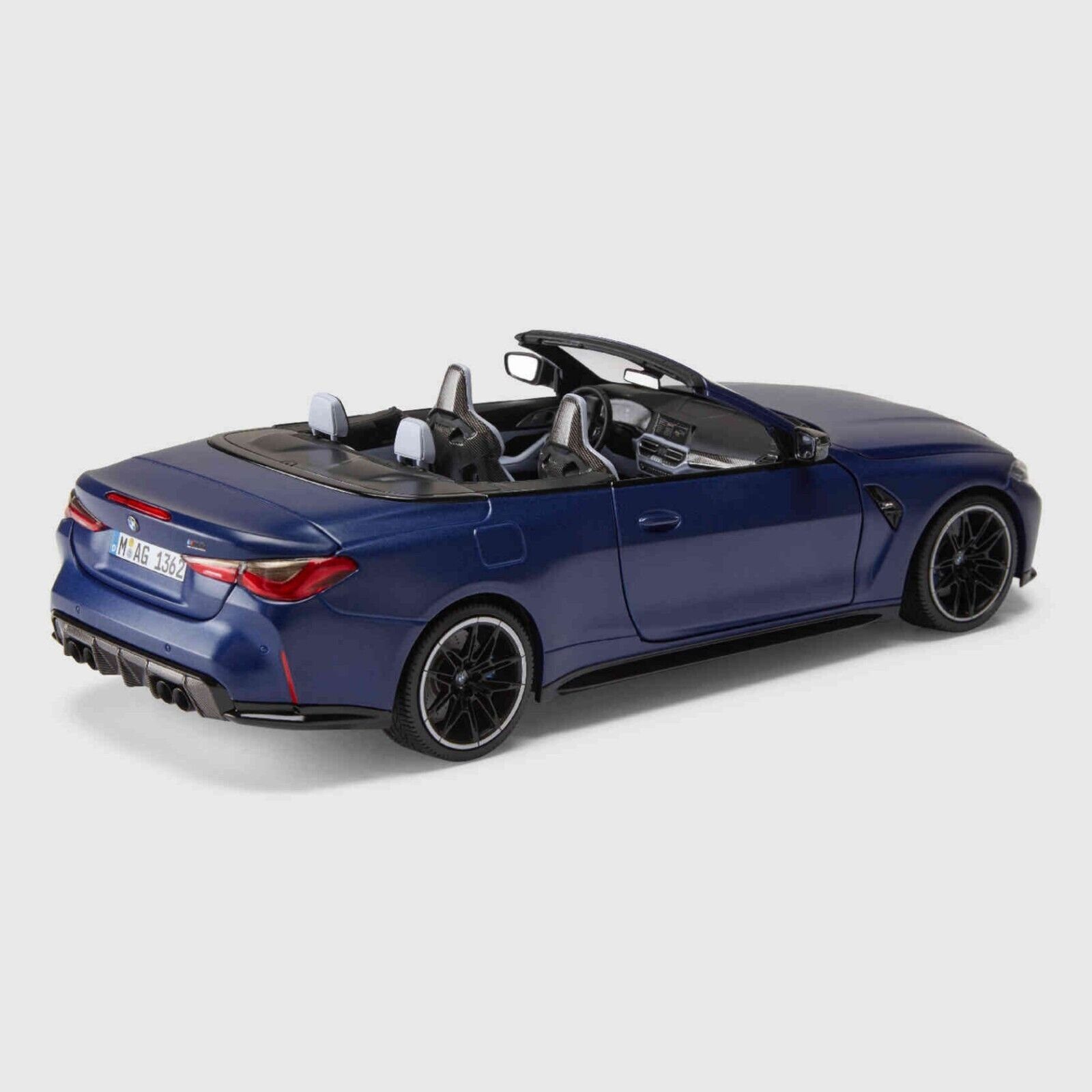BMW Modellauto BMW Miniatur M4 Cabrio G83 1:18 Modellauto 80435A51951, (1-tlg)