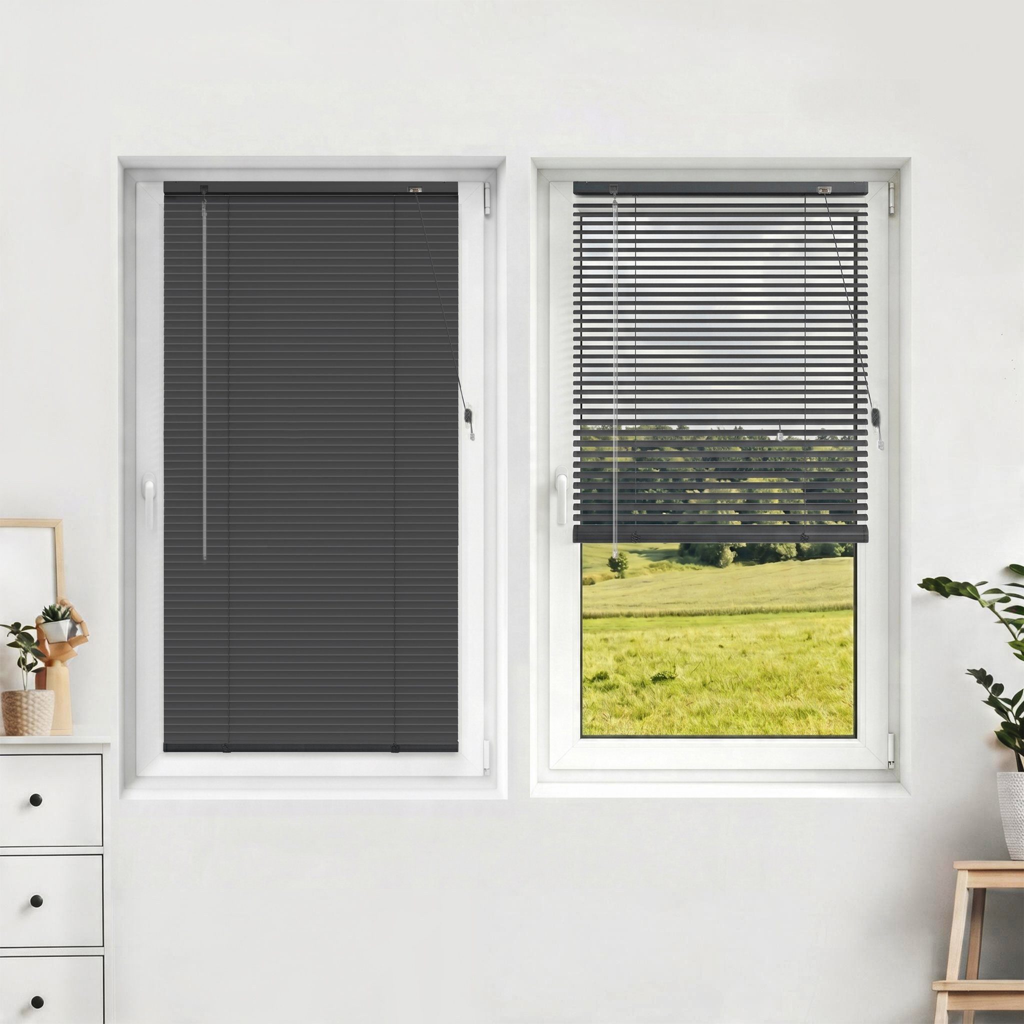 Victoria M. Jalousie LightLess Prime Aluminium-Jalousie 50x200 cm Schwarz matt, mit Bohren, ohne Bohren, geklemmt oder verschaubt, L Profil 25 mm Lamellen, feuchtigkeitsbeständig, verdunkelnd
