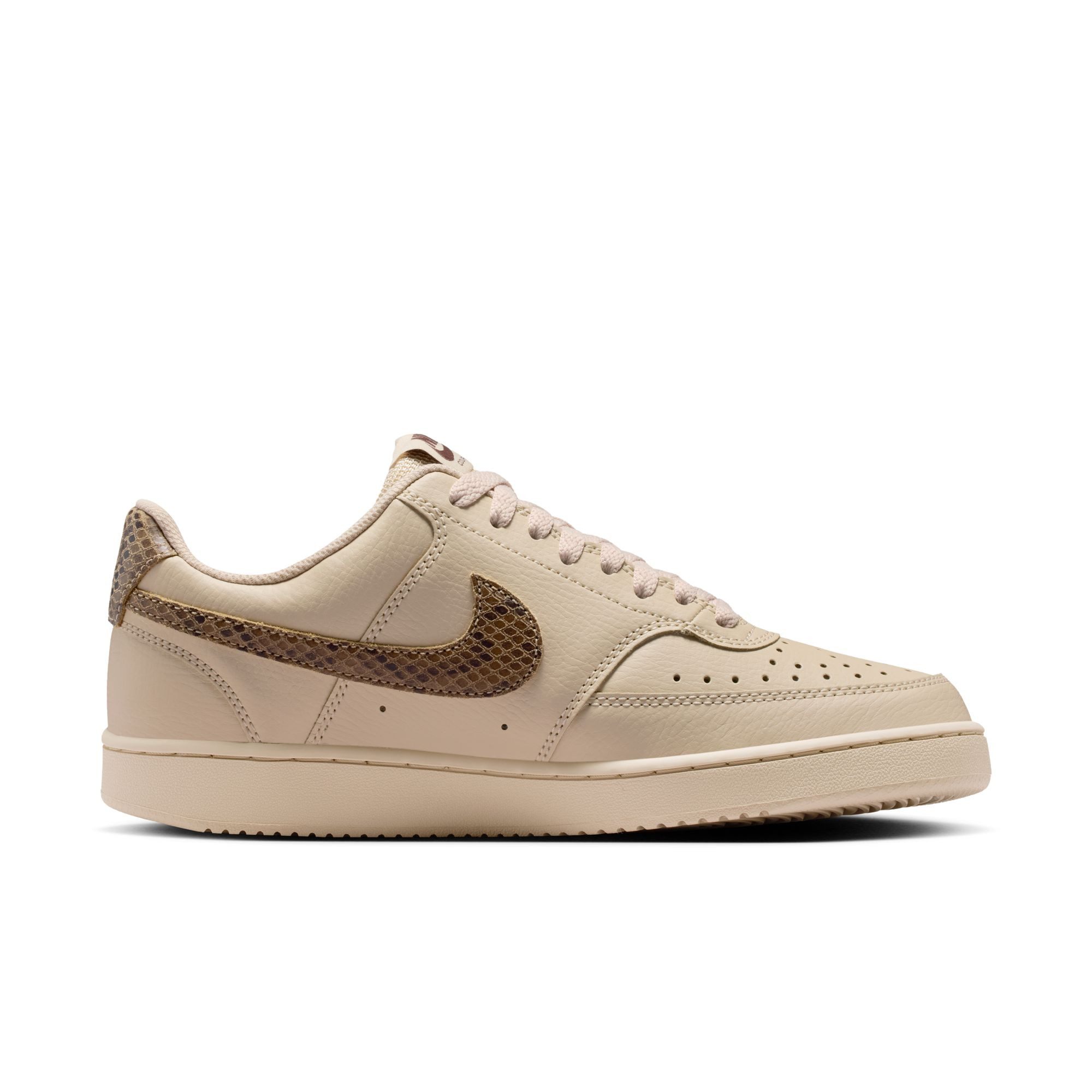 Nike Sportswear Court Vision Low Premium Sneaker