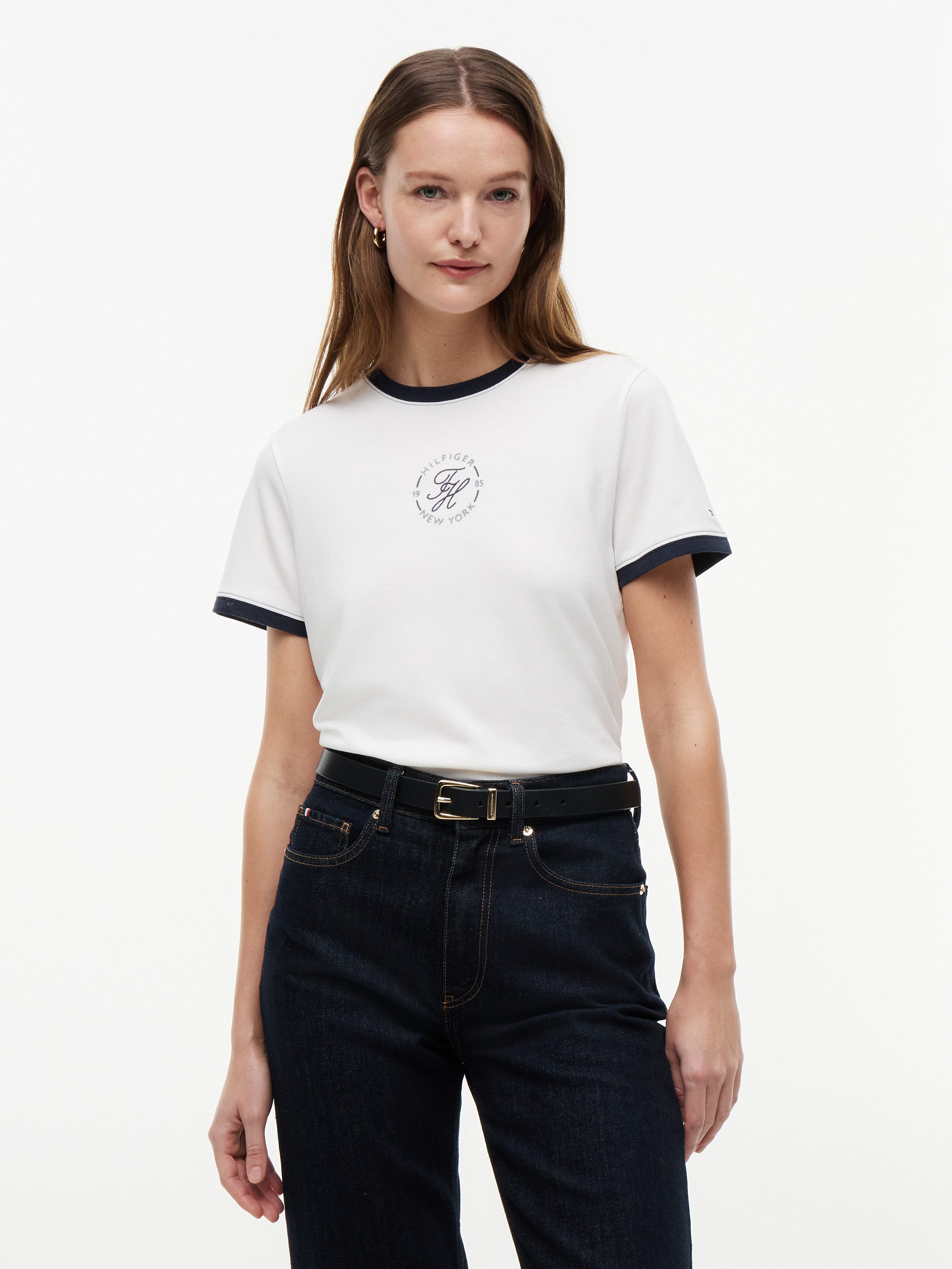 Tommy Hilfiger Kurzarmshirt TH ROUNDAL REG C-NK SS TEE mit kontrastfarbenen Bündchen