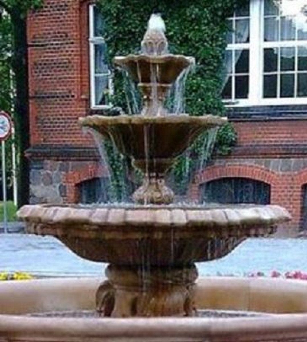 Casa Padrino Gartenbrunnen Barock Springbrunnen Braun Ø 145 x H. 180 cm - Gartenbrunnen - Gartendeko Brunnen - Prunkvolle Barock Garten Deko Accessoires