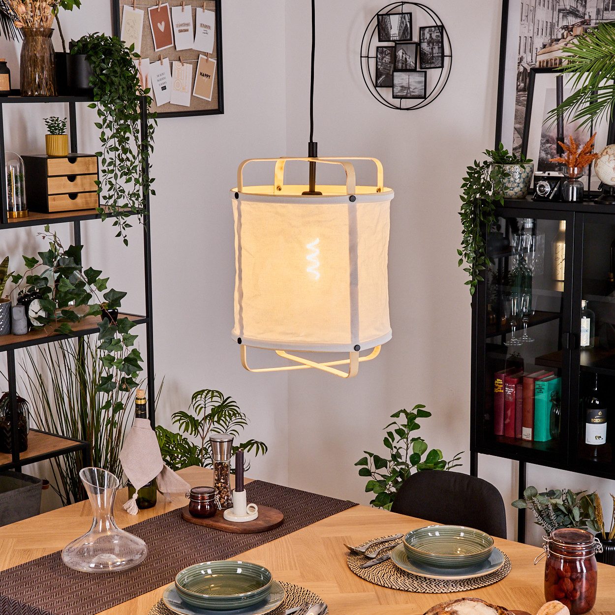 hofstein Hängeleuchte Hängelampe aus Metall/Bambus in Schwarz/Naturfarben/Weiß, moderne Pendelleuchte im Boho-Design (34,5 cm), E27, 110 cm