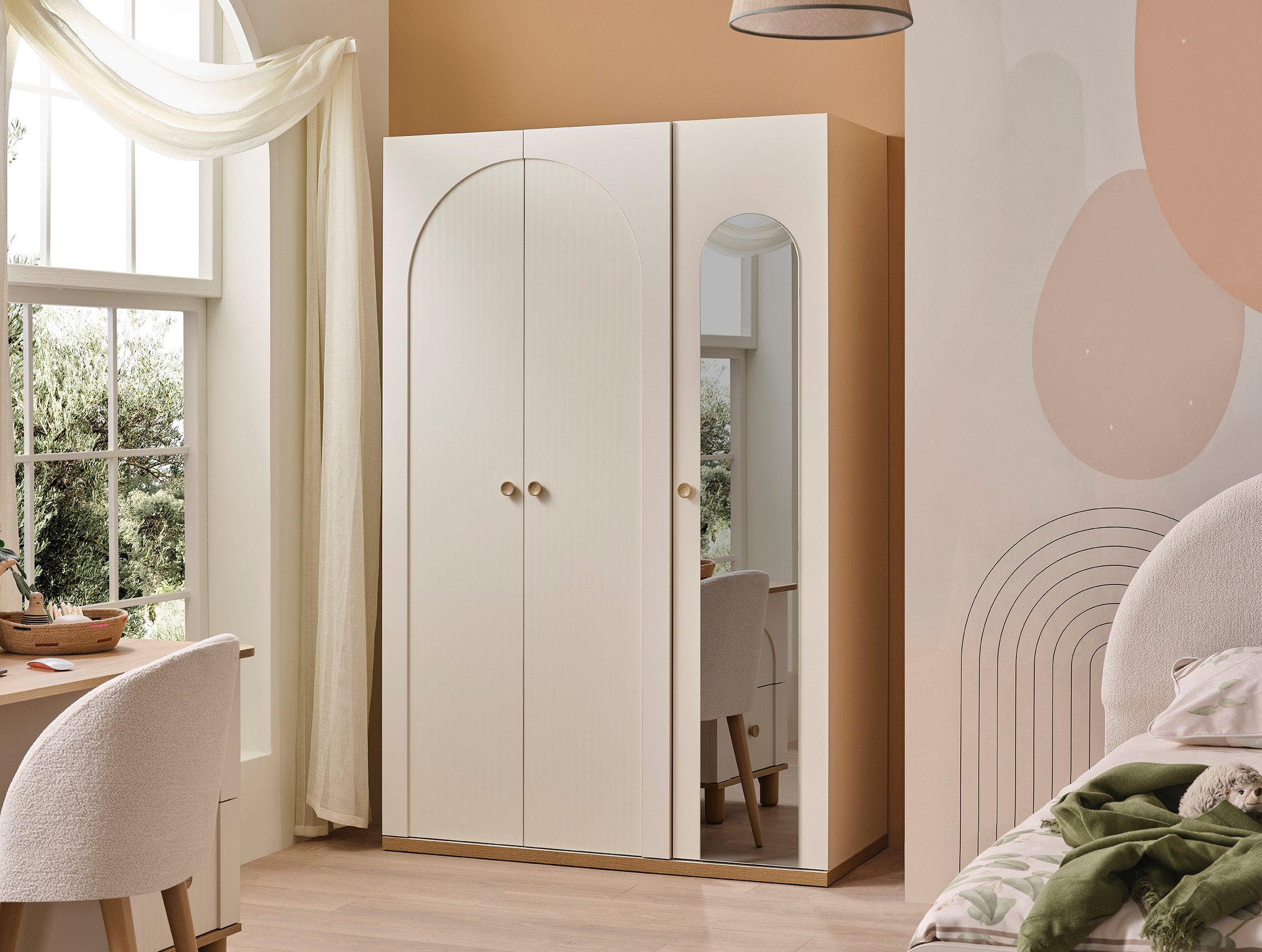 Möbel-Zeit Kleiderschrank LOUIS 3-türig – Cremeweiß – Inkl. Spiegeltür & LED-Kleiderstange