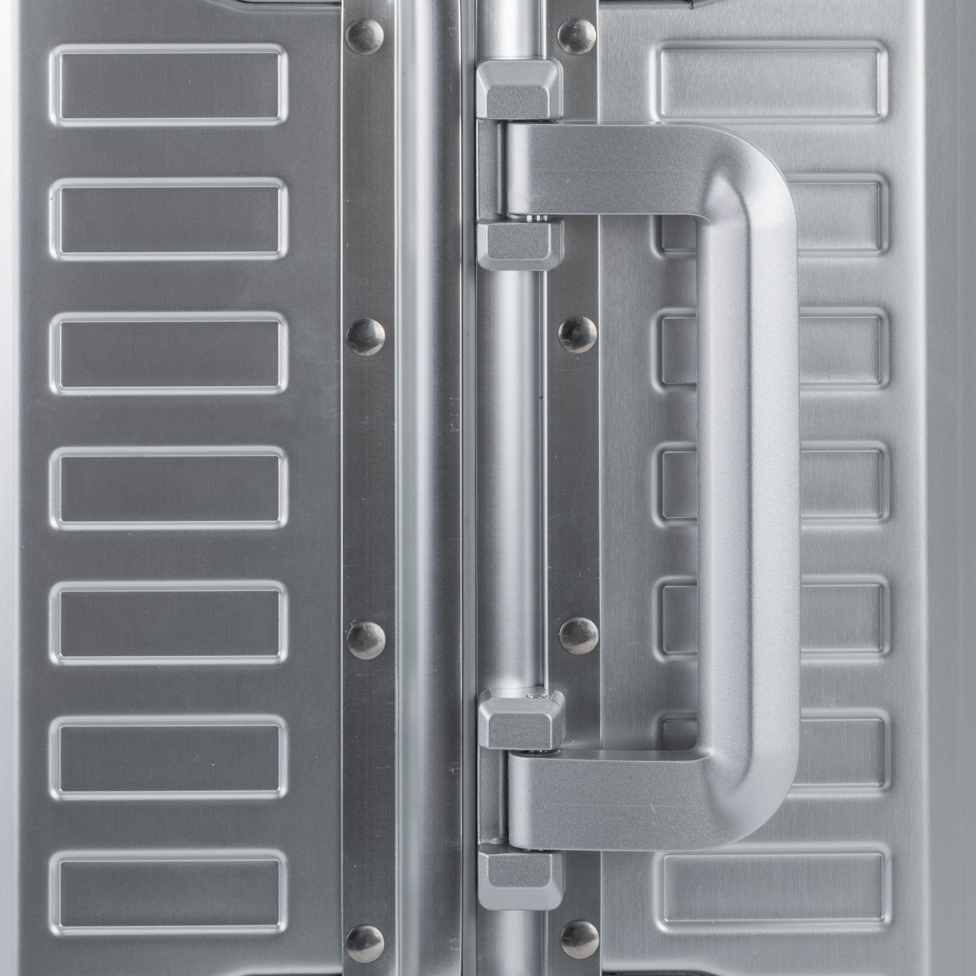 Travelhouse Hartschalen-Trolley Tokyo, 4 Rollen, 100% aus Aluminium gefertigt.