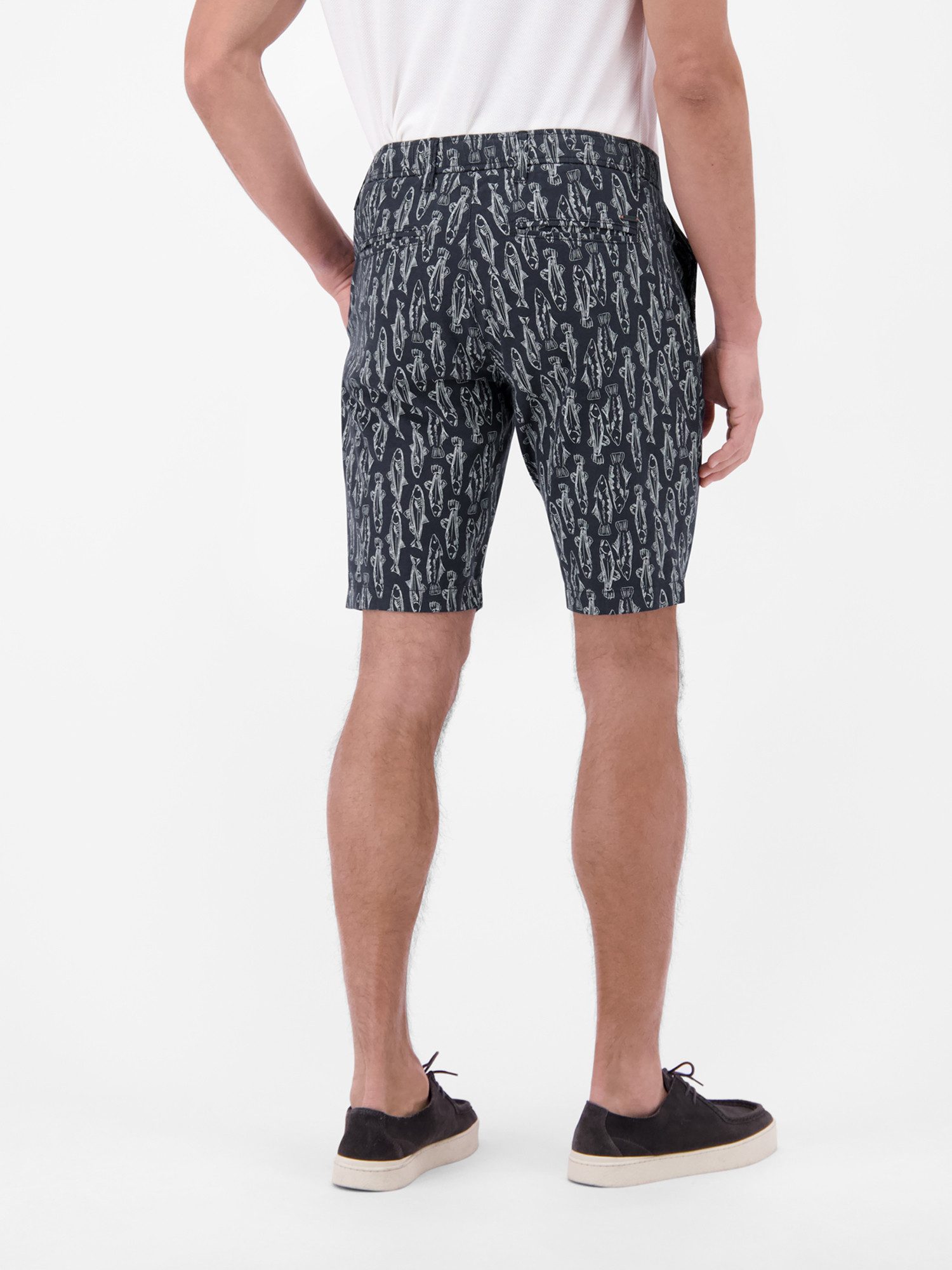 LERROS Chinoshorts Leichte Chino-Bermuda mit marinem Print