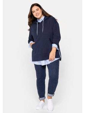 Sheego Kapuzensweatshirt »Kapuzensweatshirt« in lässiger Form durch seitliche Schlitze
