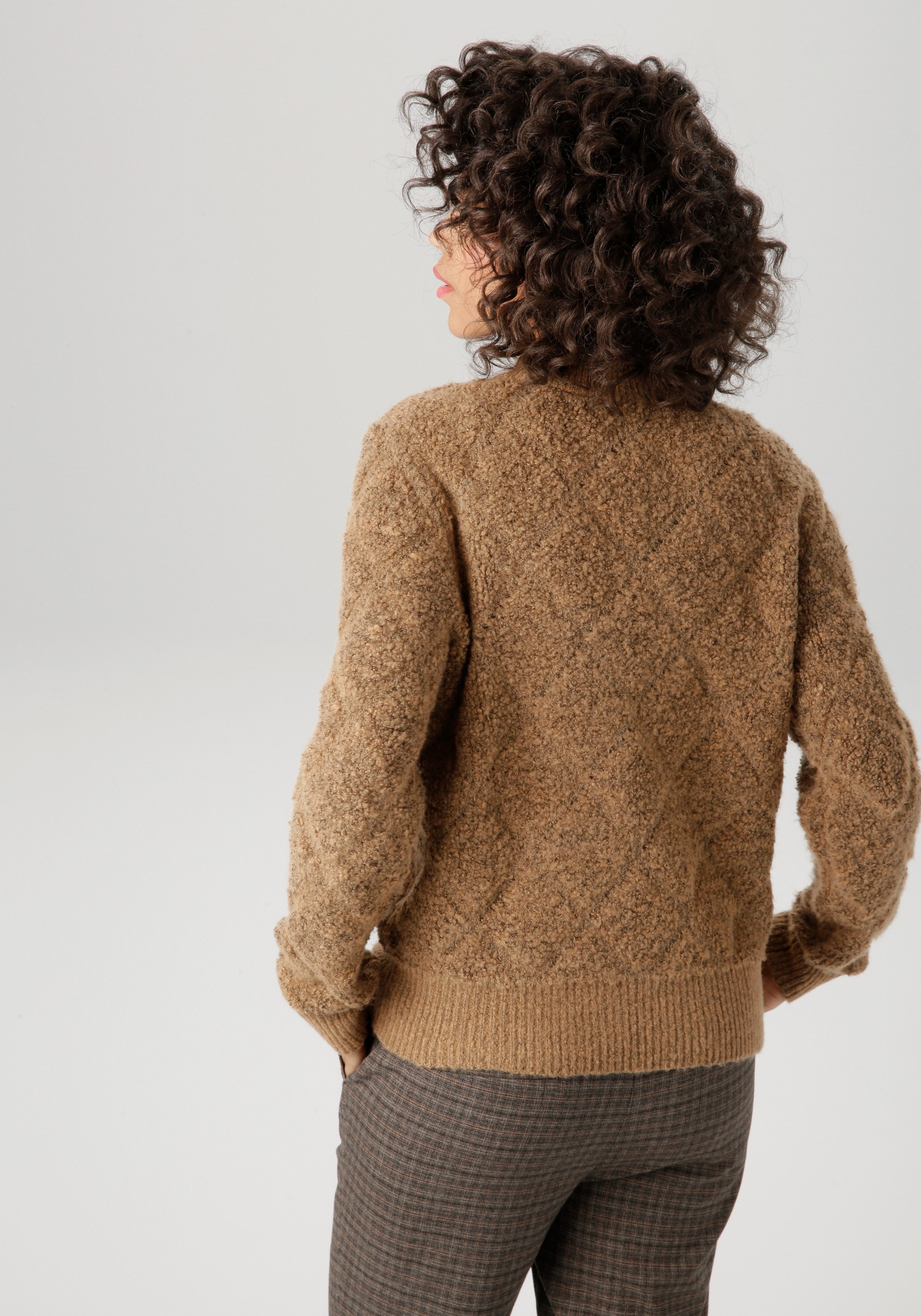 Aniston CASUAL Strickjacke mit dezentem Rauten-Muster günstig online kaufen