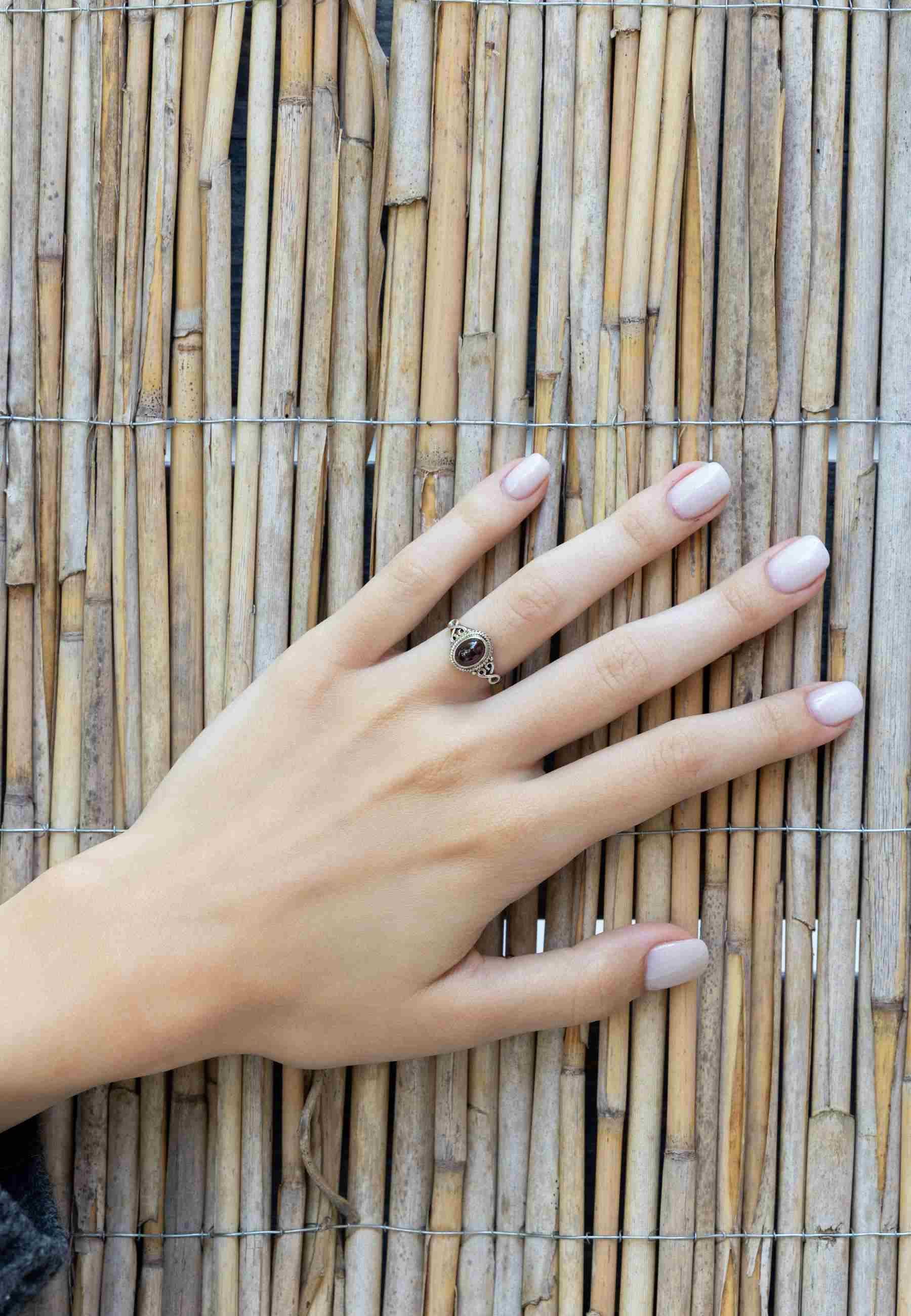 mantraroma Silberring BAGHIMI oval aus 925 Silber mit Granat (Ring mit Schm günstig online kaufen