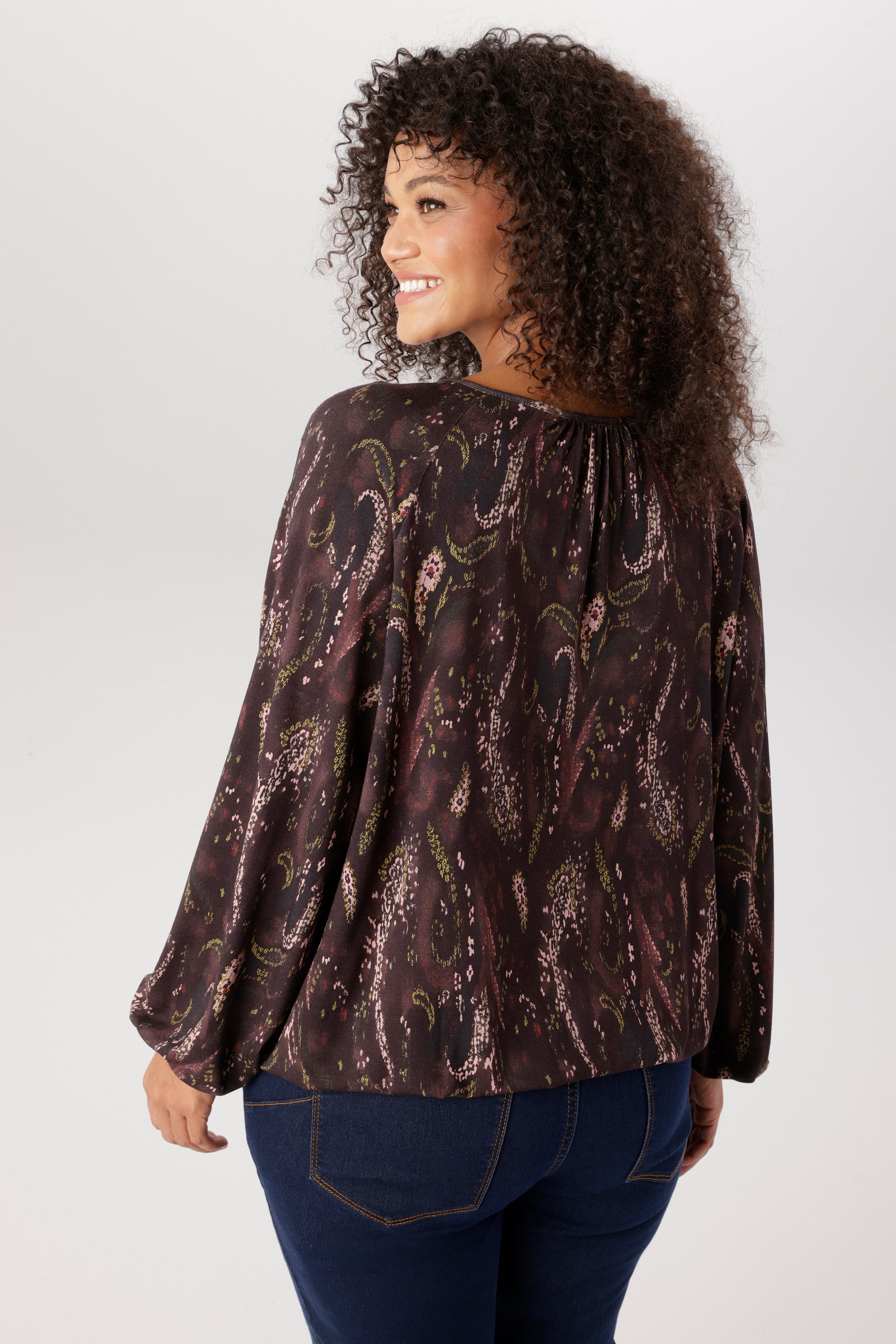 Aniston PLUS Langarmshirt in modischem Paisleydruck - NEUE KOLLEKTION – Bild 2 von 5