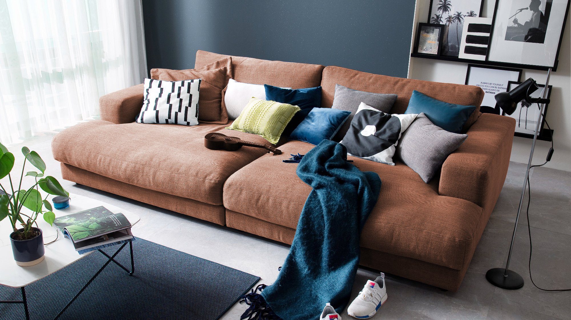 MADELINE, KAWOLA Stoff Sofa Cord Farben Big-Sofa verschiedene od.