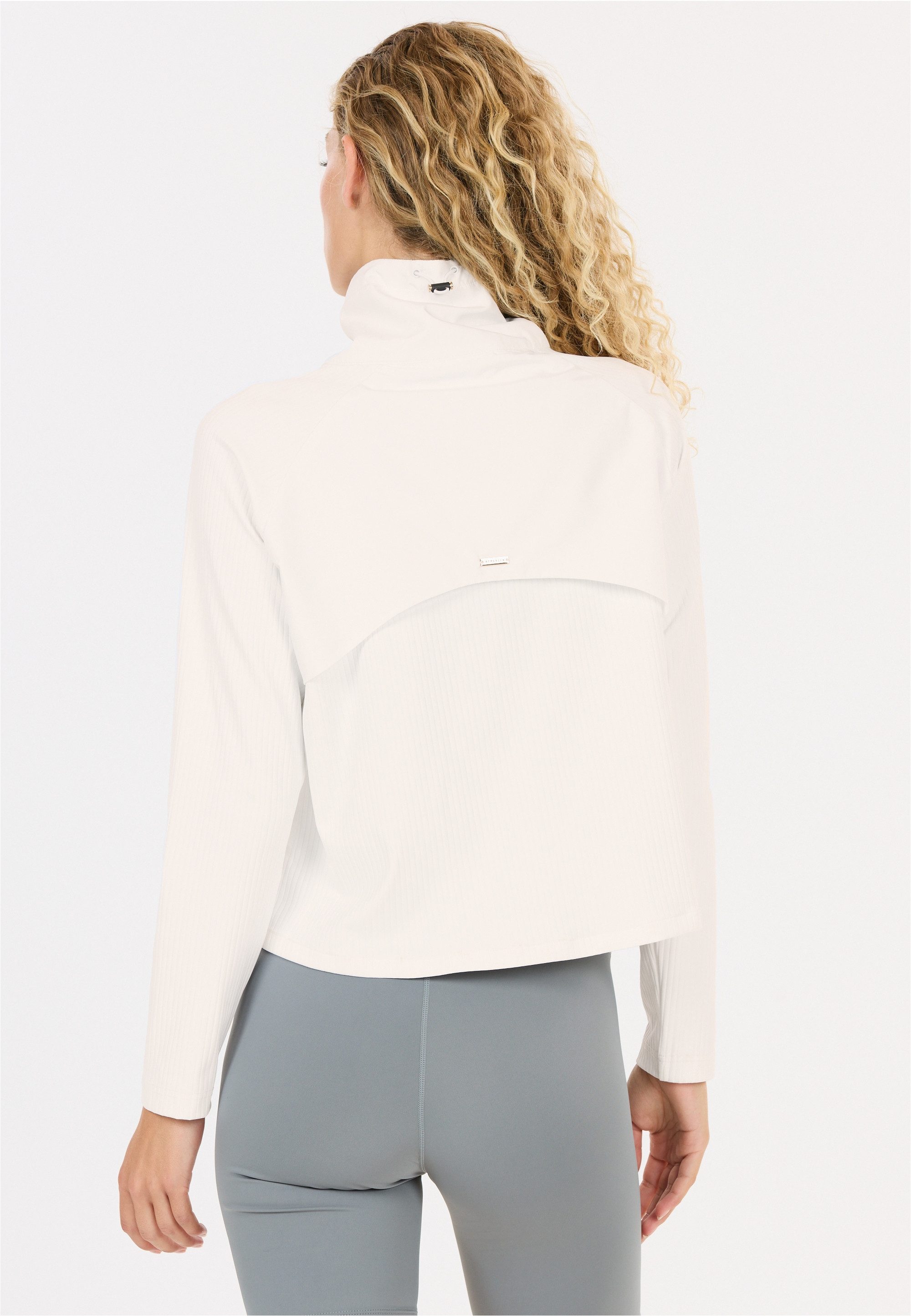 ATHLECIA Outdoorjacke Aiana in atmungsaktiver Stretch-Qualität