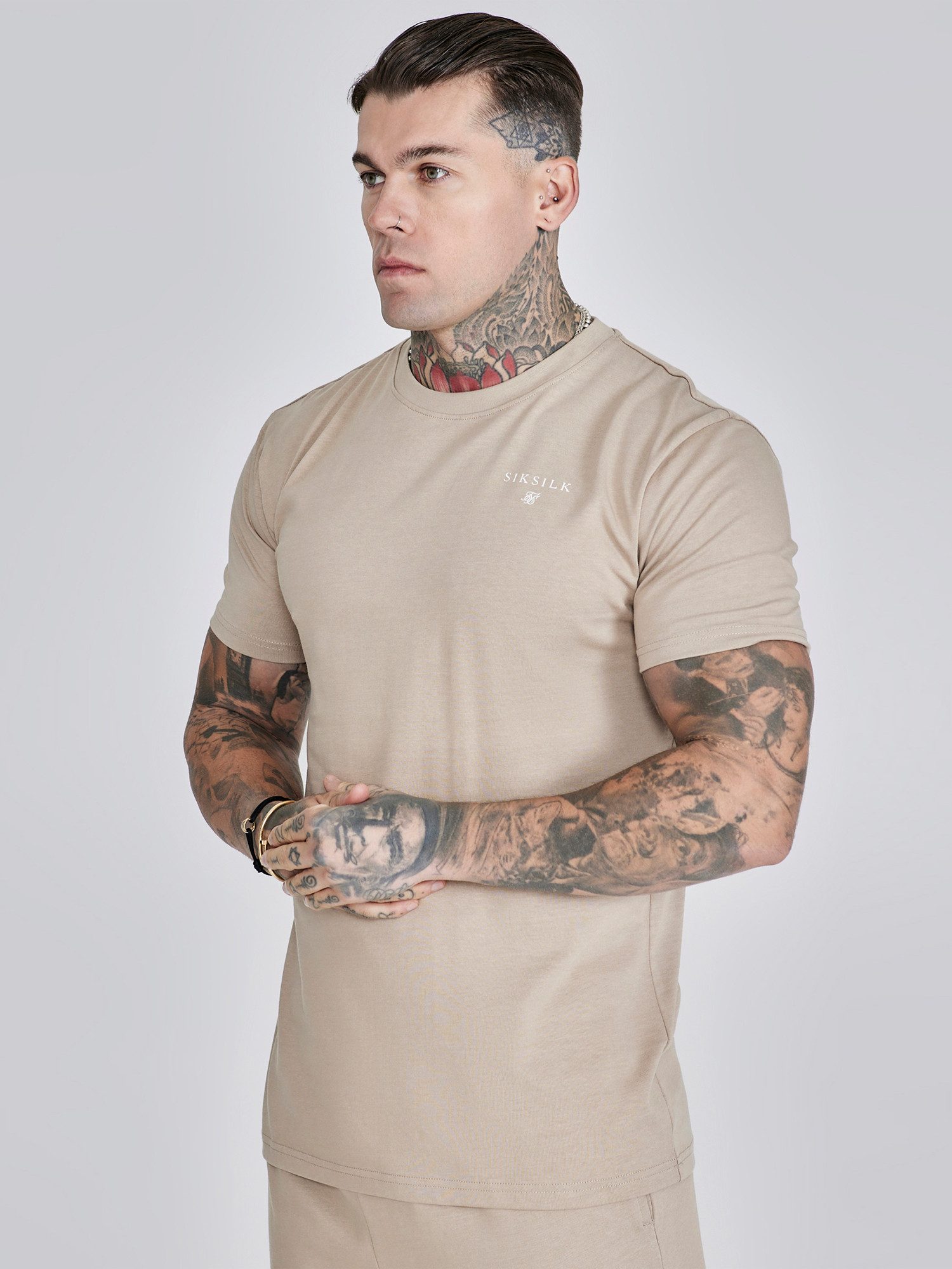 Siksilk T-Shirt & Shorts SikSilk Herren Beige T-Shirt und Shorts Set günstig online kaufen