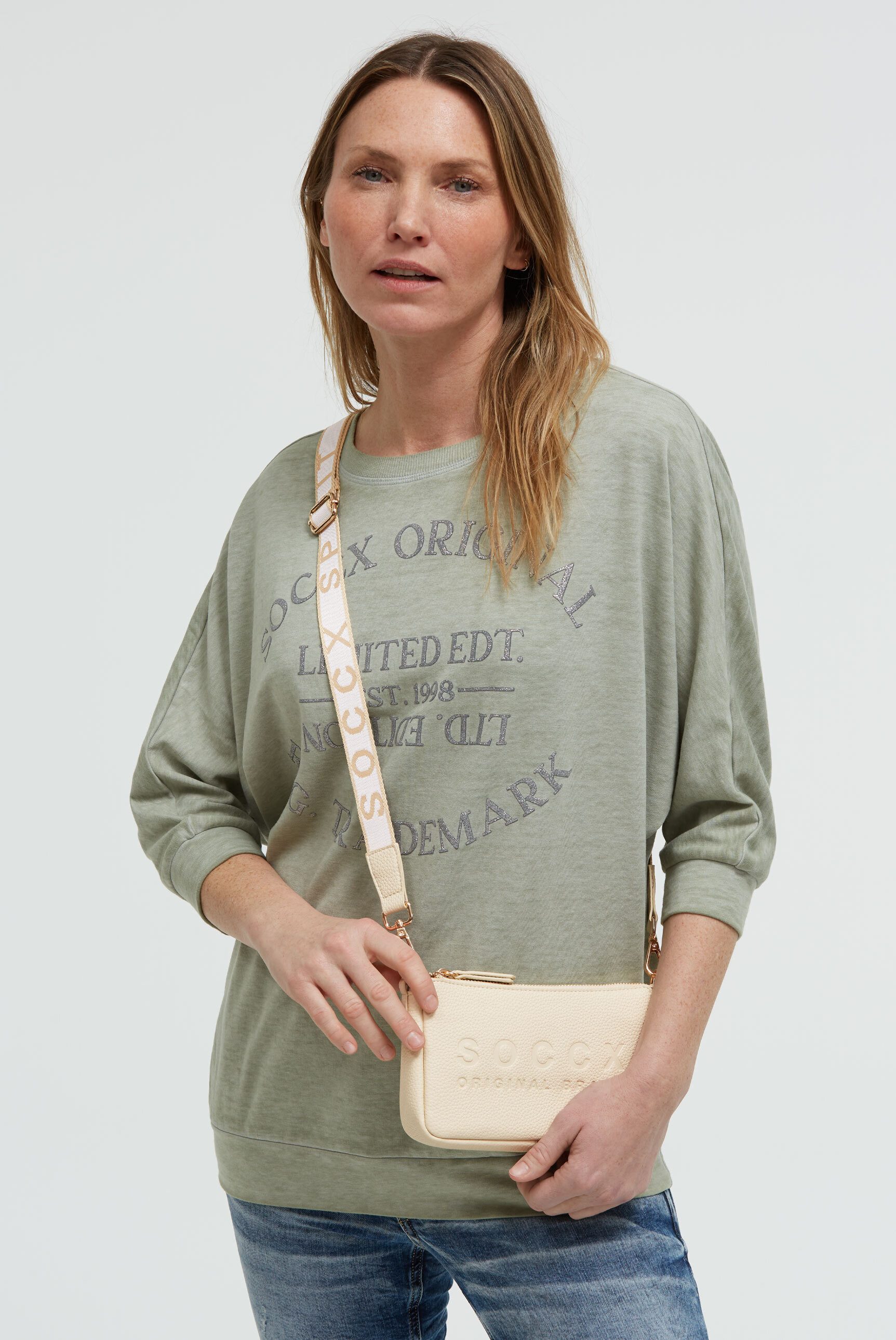 SOCCX Umhängetasche, mit Reißverschluss am Innenfach