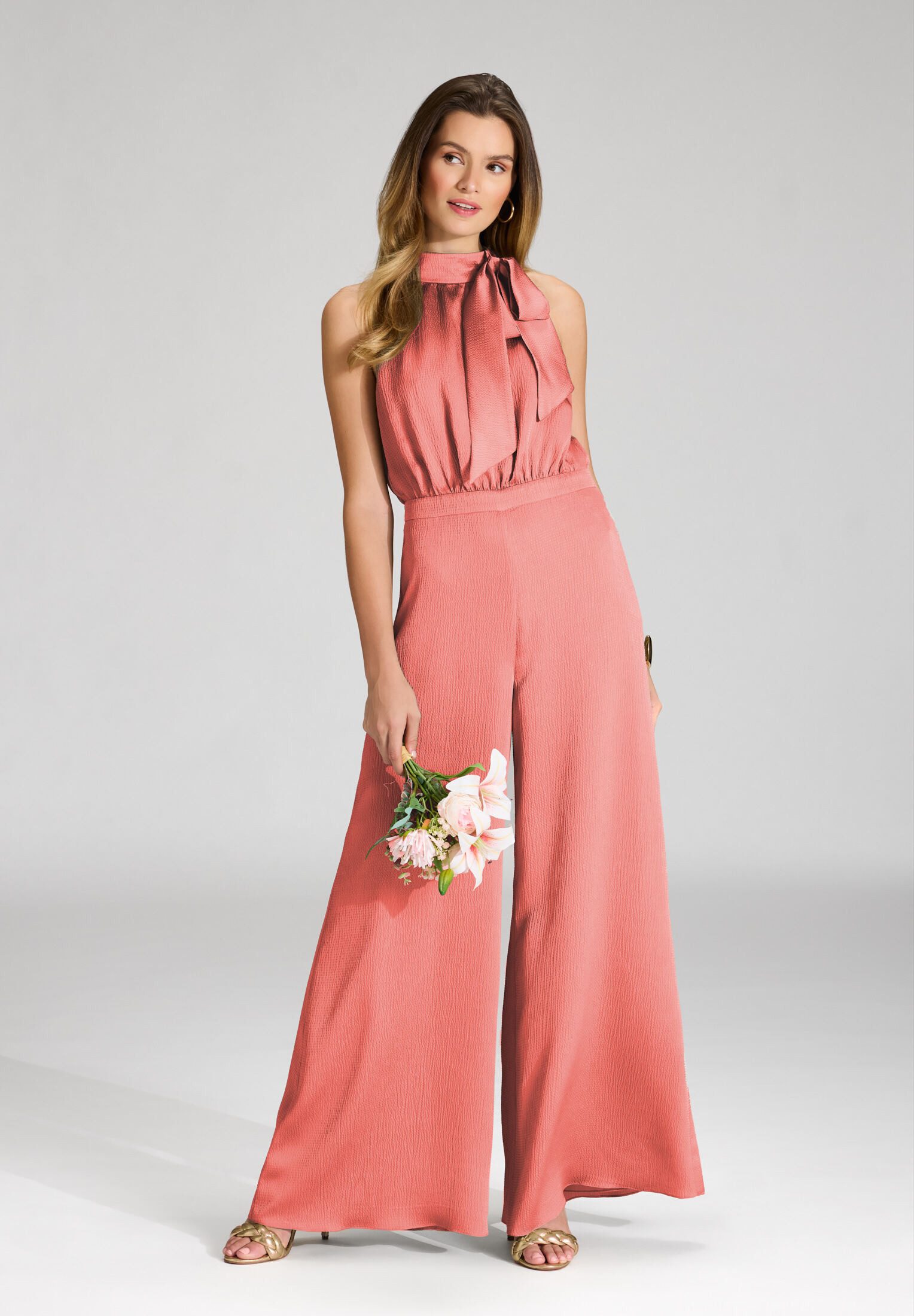 SWING Jumpsuit - Jumpsuit mit Schluppe aus gehämmertem Satin Oberteil in lockerer Passform