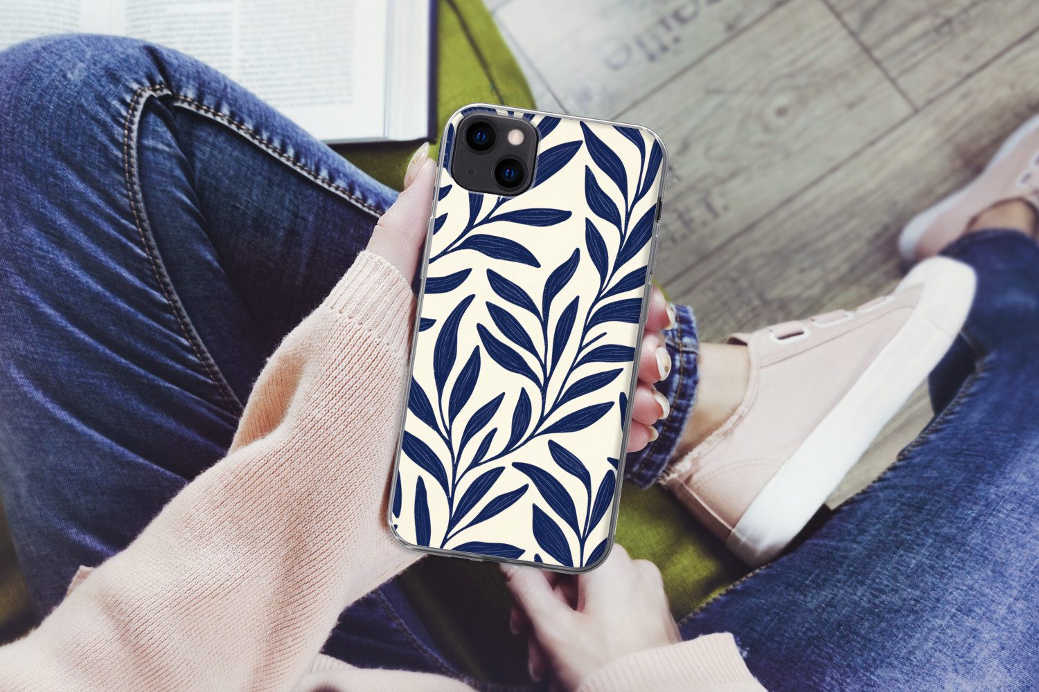 MuchoWow Handyhülle für Apple iPhone 13 mini Blätter - Efeu - Dunkelblau, Smartphone-Bumper, Print, Handy Schutzhülle Dünn – Bild 3 von 5