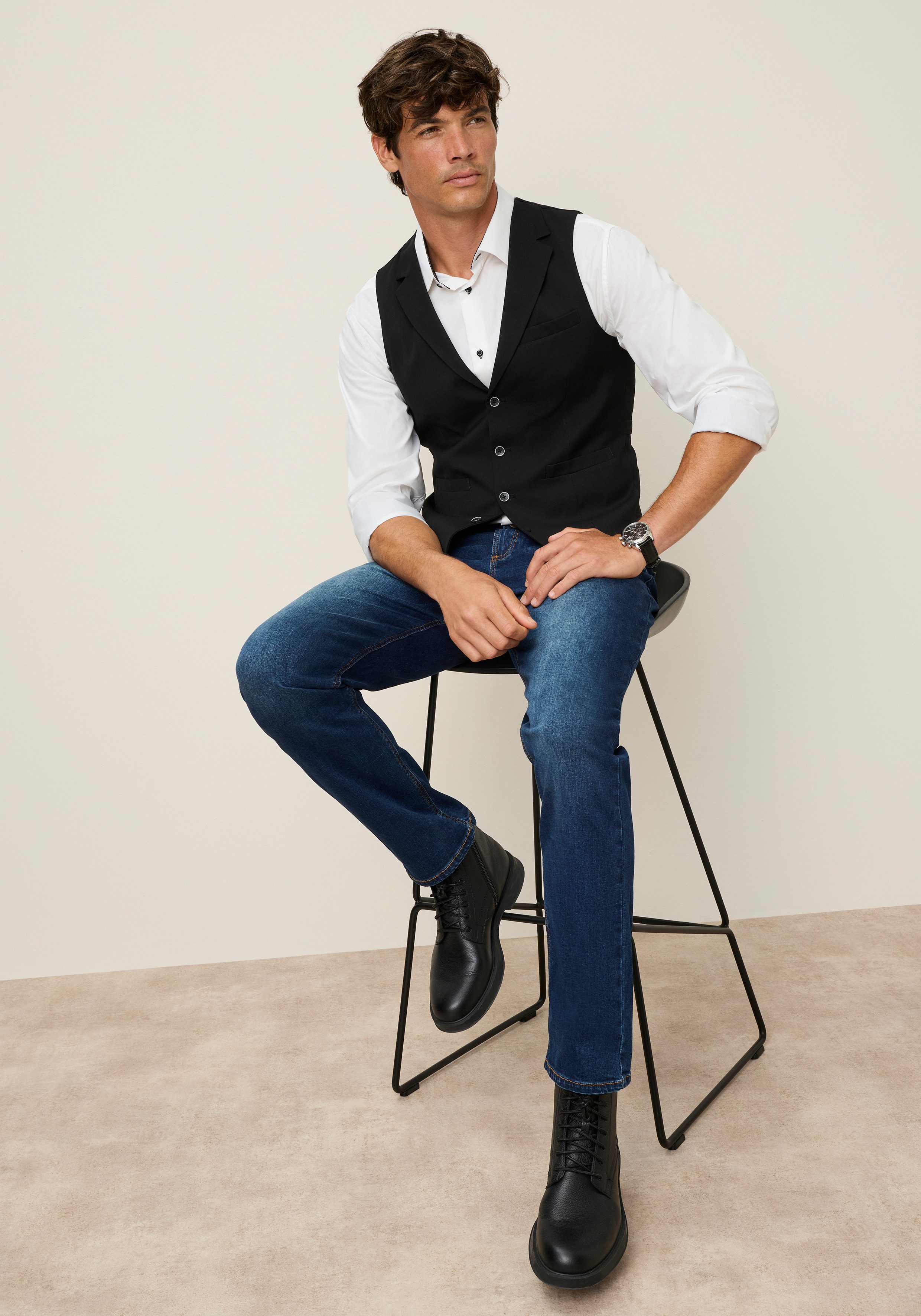 Zum Outfit 11