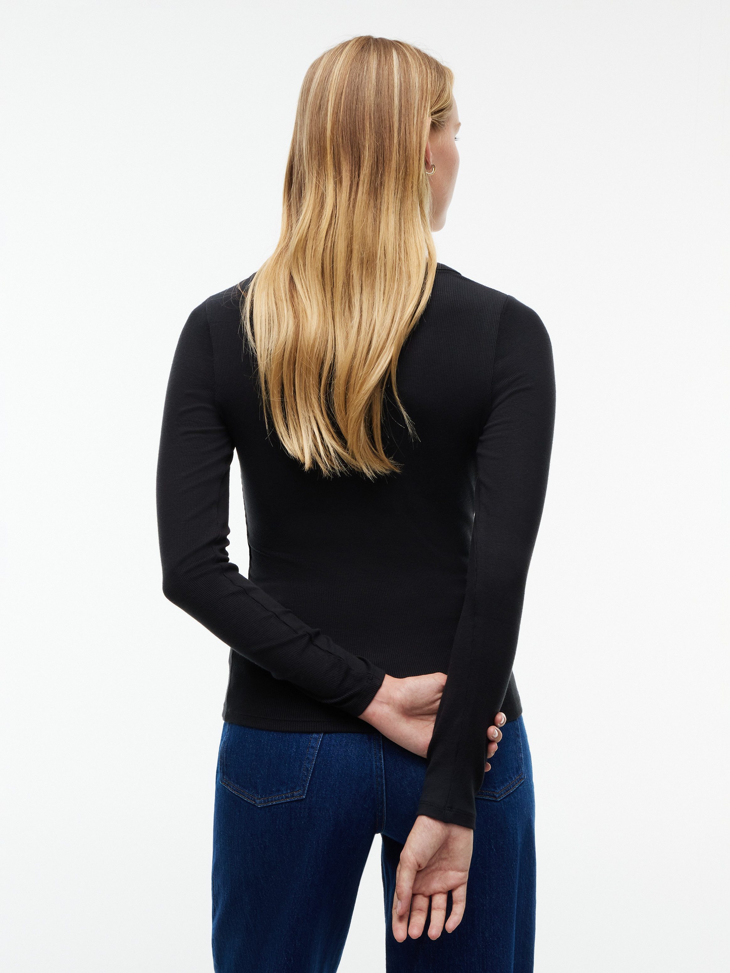 Tommy Jeans Langarmshirt TJW SLIM HENLEY LS TOP Viskosemischung, slim fit – Bild 3 von 5