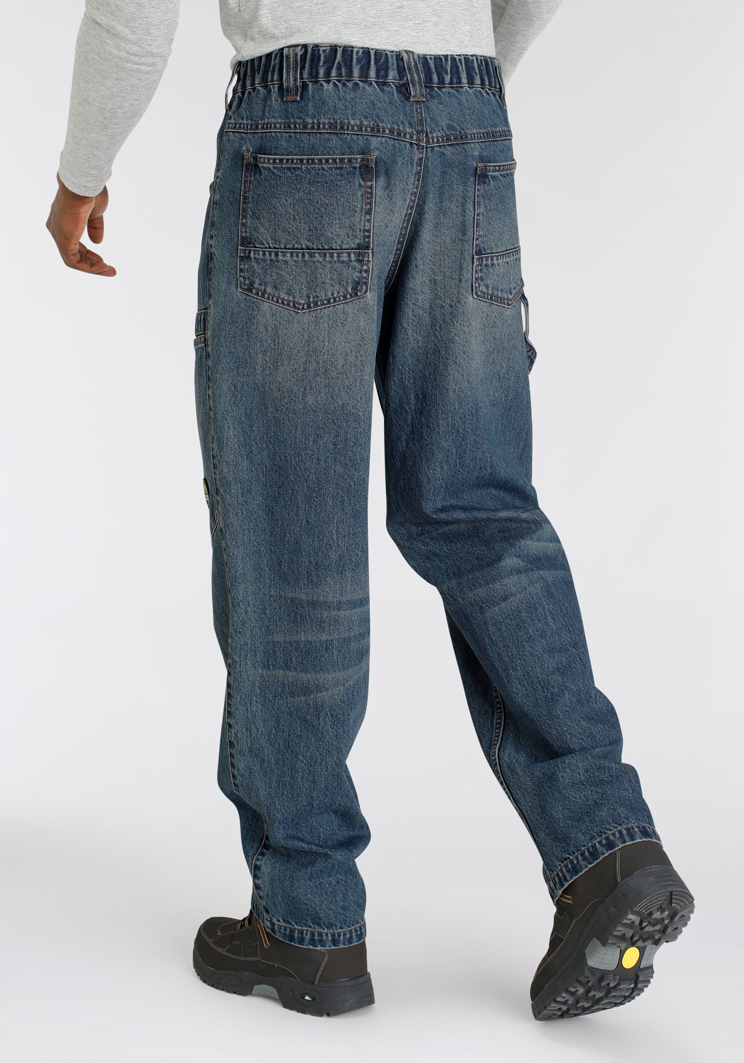 Jeansstoff, praktischen Arbeitshose 6 Baumwolle, Cargo dehnbarem comfort robuster Country Jeans Bund, (aus mit Taschen 100% Northern mit fit)