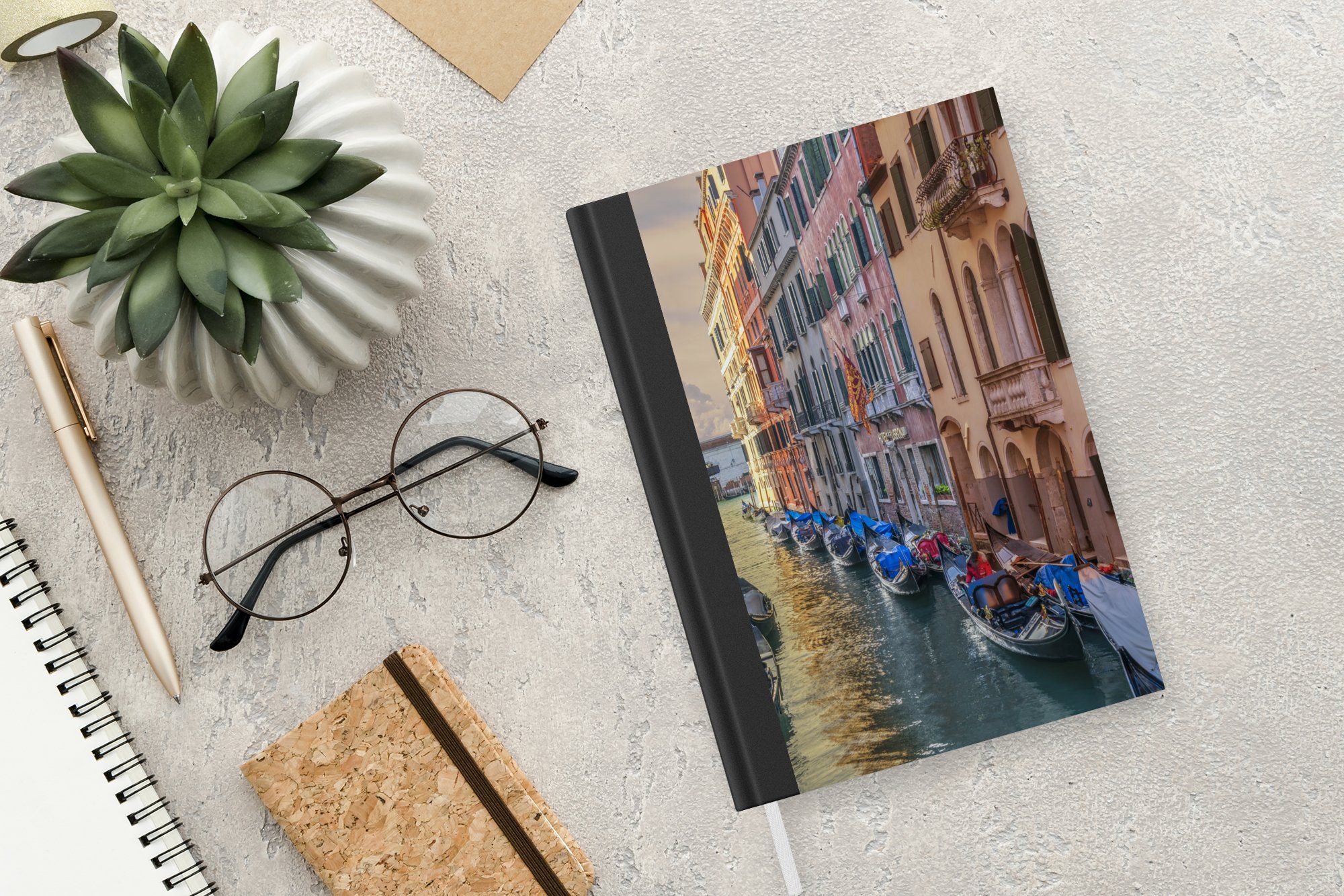 - Italien, MuchoWow Venedig Notizheft, A5, Tagebuch, Architektur - Notizbuch Journal, Haushaltsbuch Seiten, 98 Merkzettel,