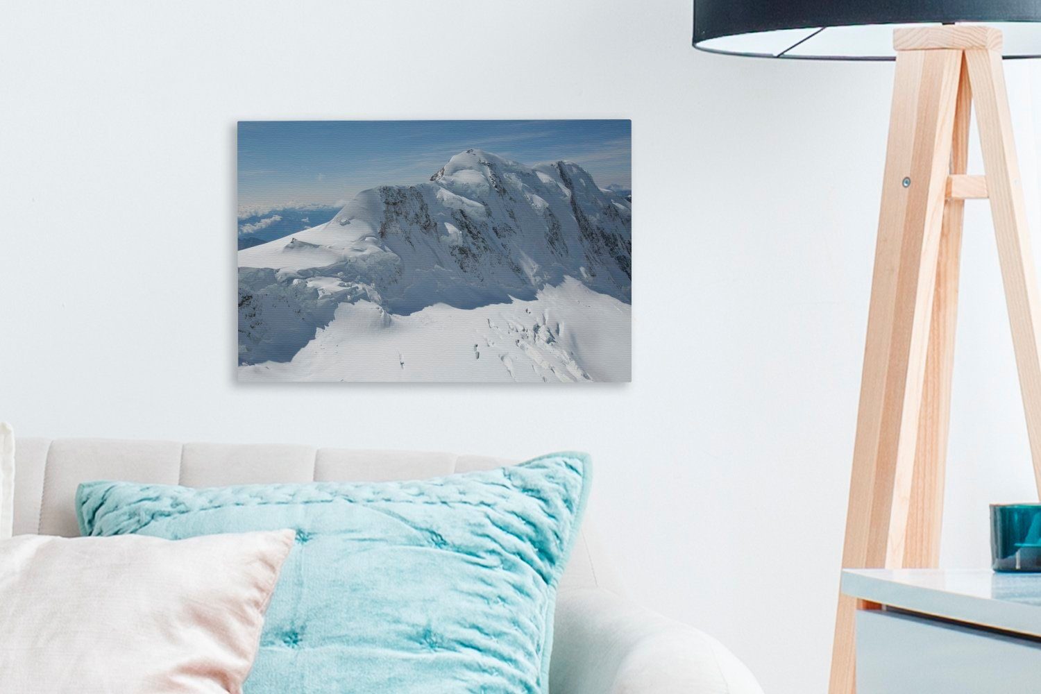 OneMillionCanvasses® Leinwandbild Panoramablick auf 30x20 Berggipfel Aletschgletschers, die (1 Aufhängefertig, Leinwandbilder, des Wanddeko, Wandbild Schweizer cm St)