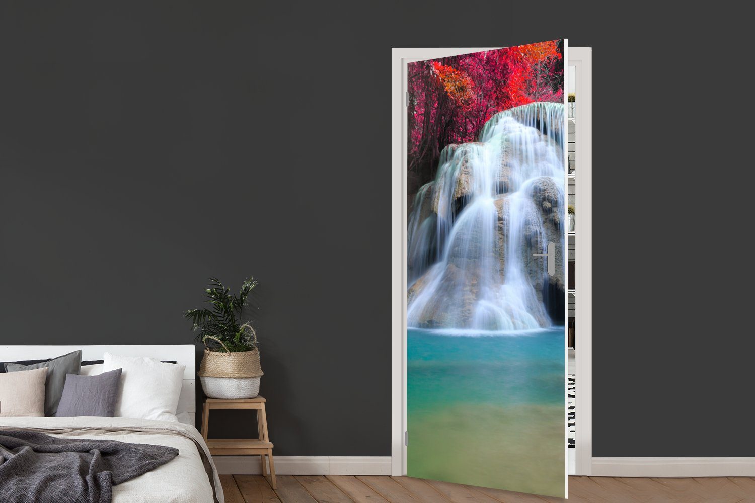 75x205 Tür, cm Türaufkleber, Türtapete Natur, Rot bedruckt, für Wasserfall - MuchoWow - - - Fototapete (1 Matt, Bäume St), Landschaft