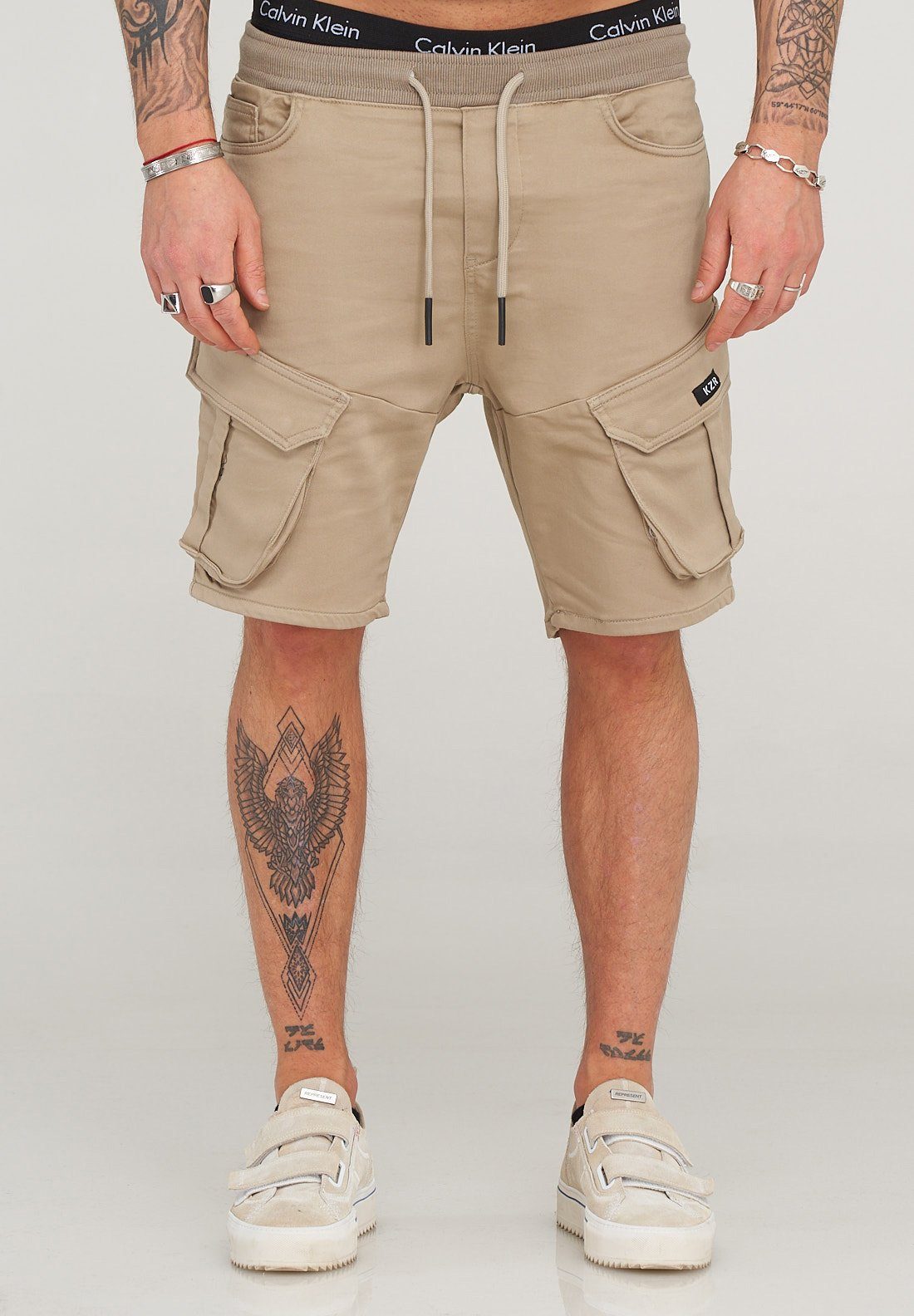 behype Shorts STANLAY mit modischen Cargotaschen beige